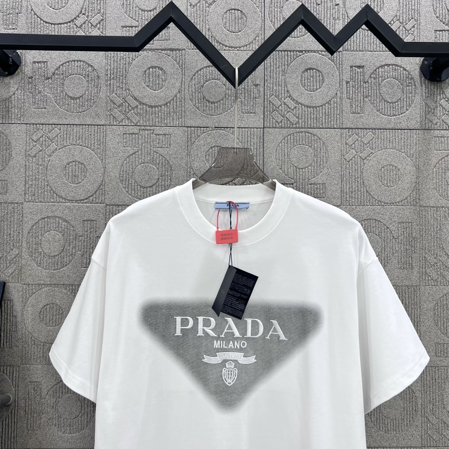 Prada T Shirt  Embroider Logo Size XS-L