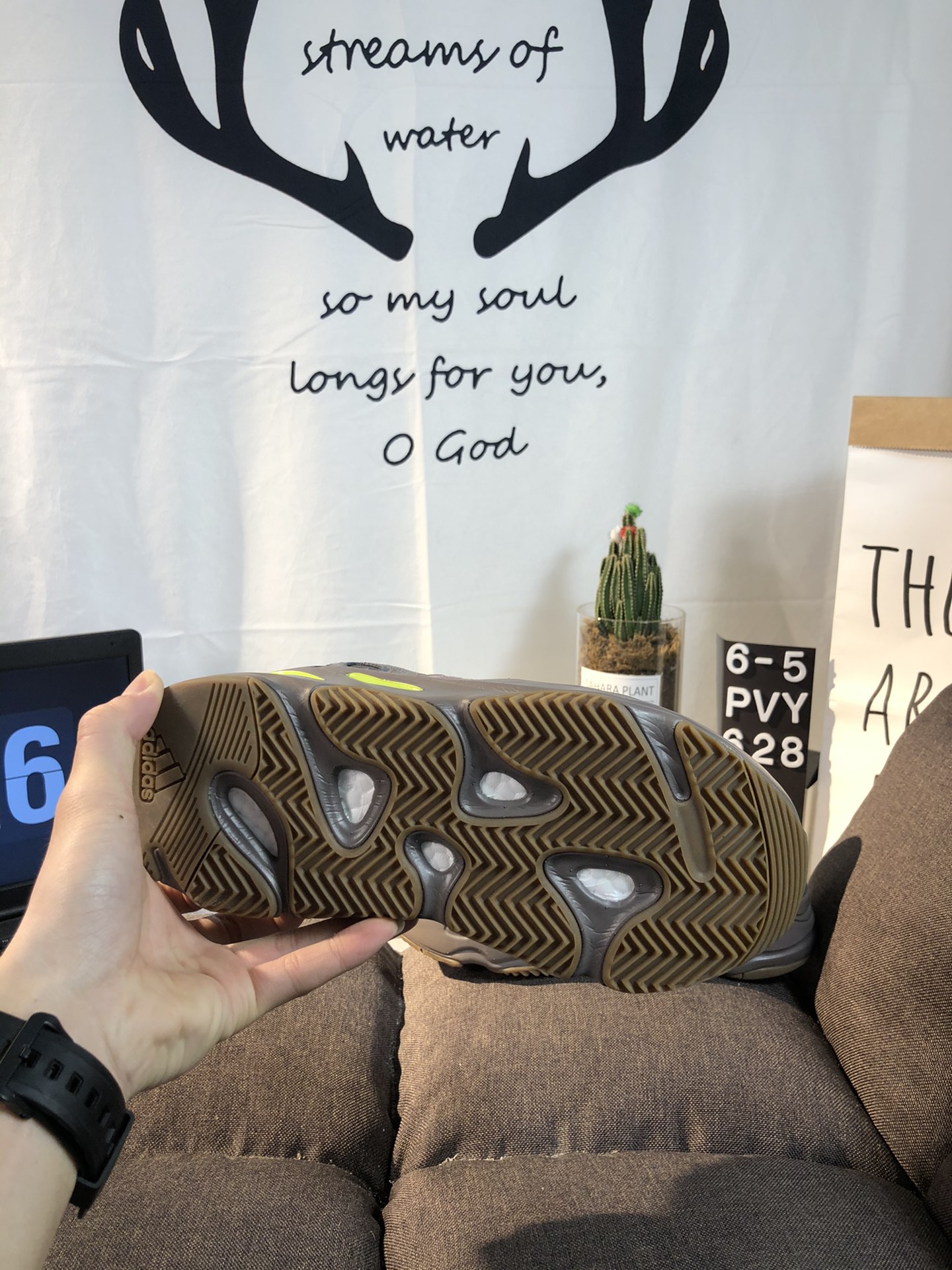 Yeezy 700 Boost Mens/Women's Sneakers Shoes 36 - 45