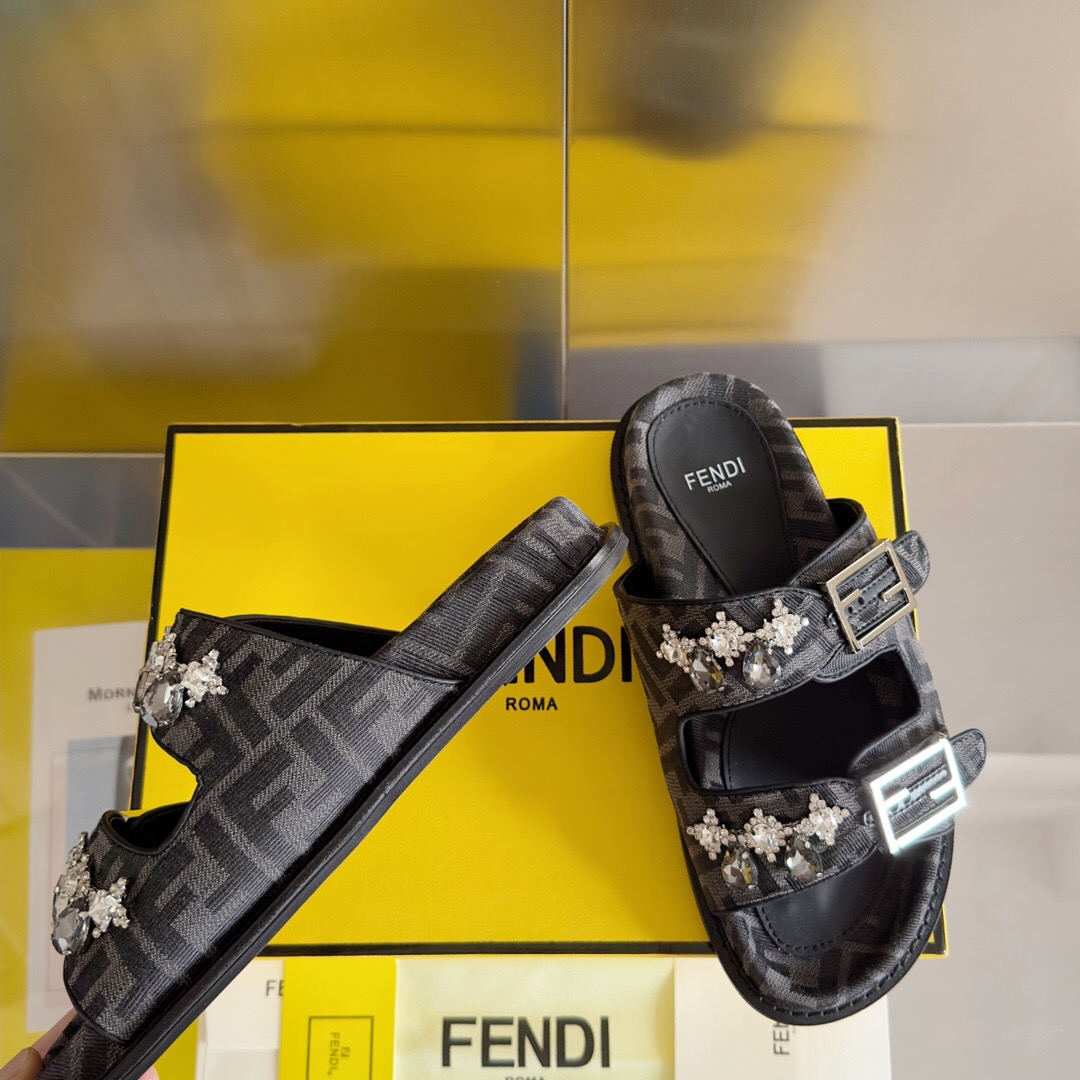 Fendi Slippers Size 36-41