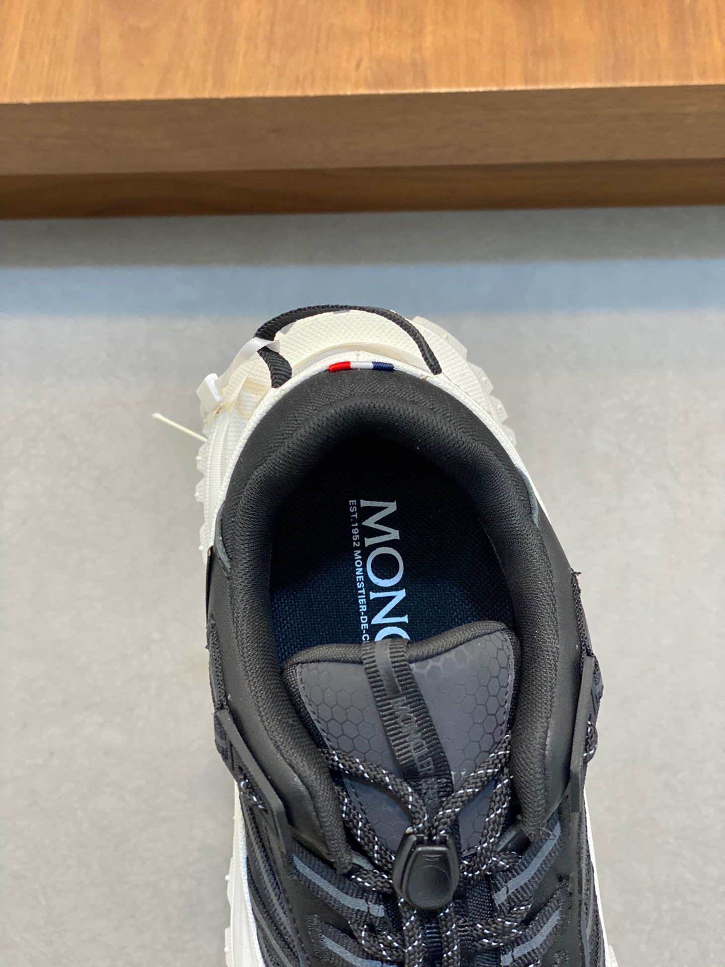 Moncler Trailgrip Gtx Sneaker Size 40-45