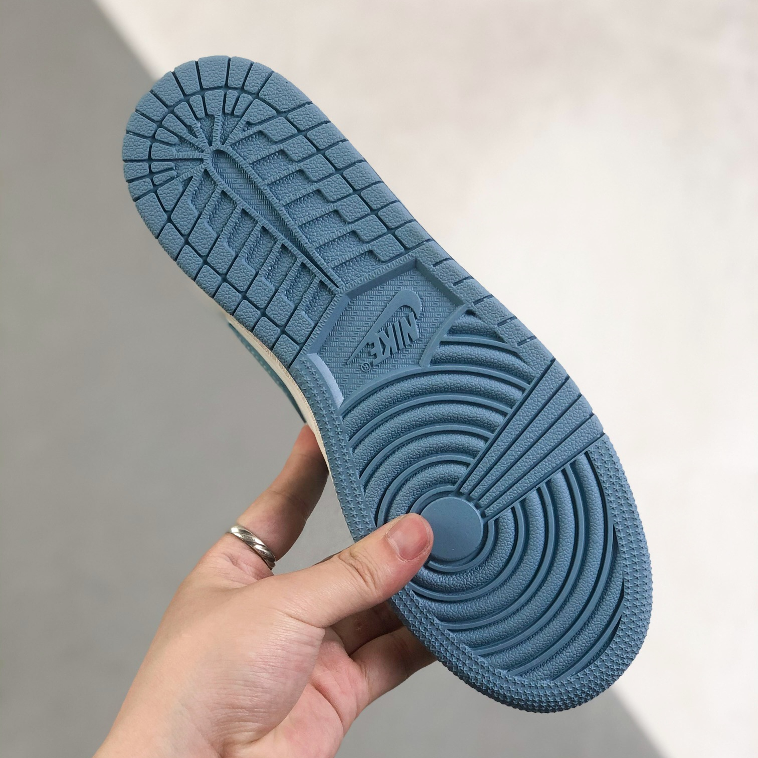 Nike Air Jordan 1 High Top Sneakers Shoes Gr. 36-46