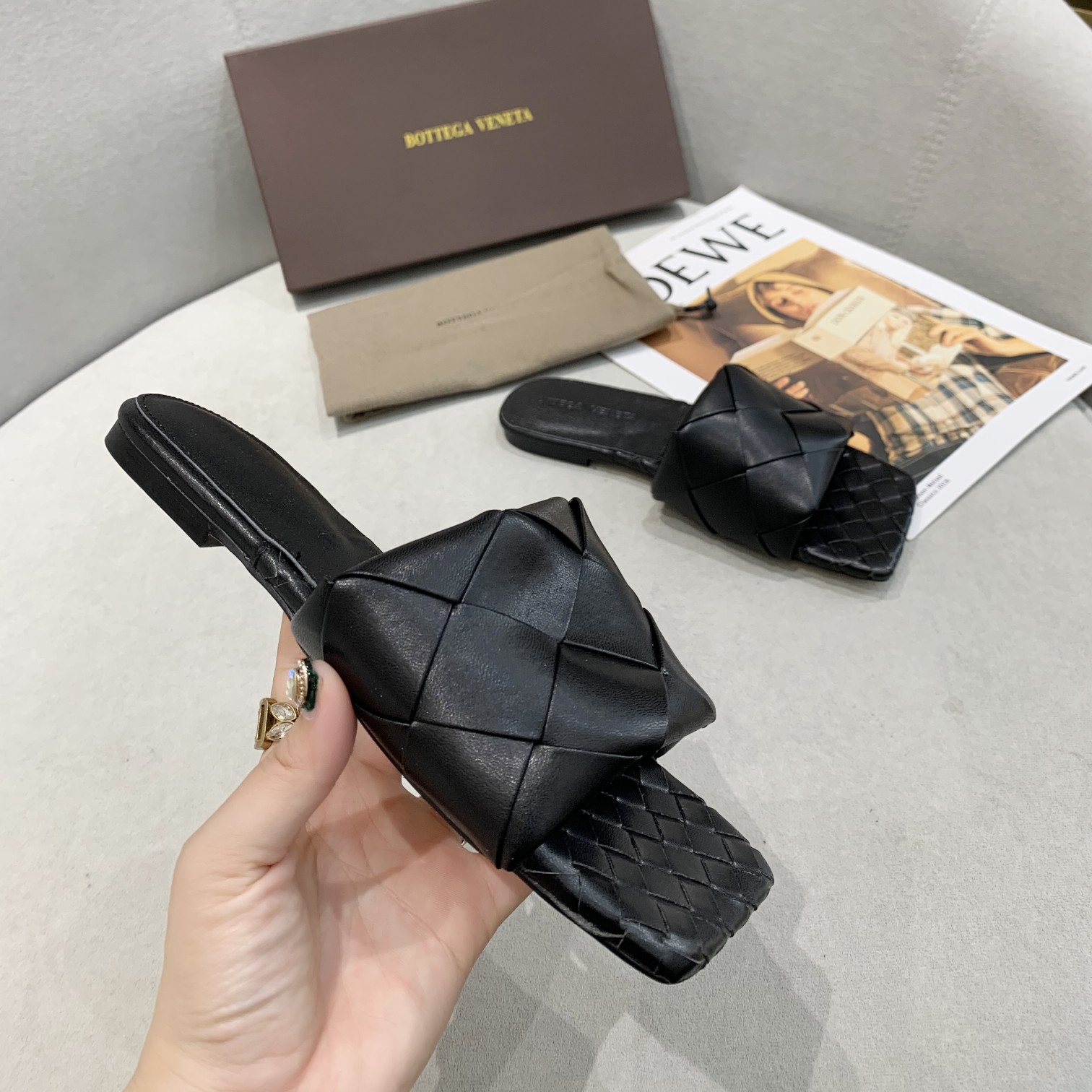 Bottega Veneta Women Sandals Gr. 35-42