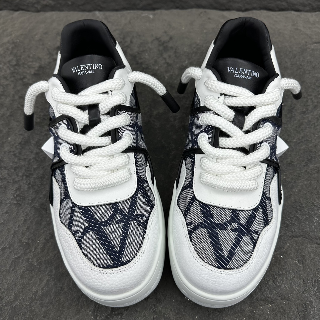 Valentino One Stud XL Sneaker Size 36-46