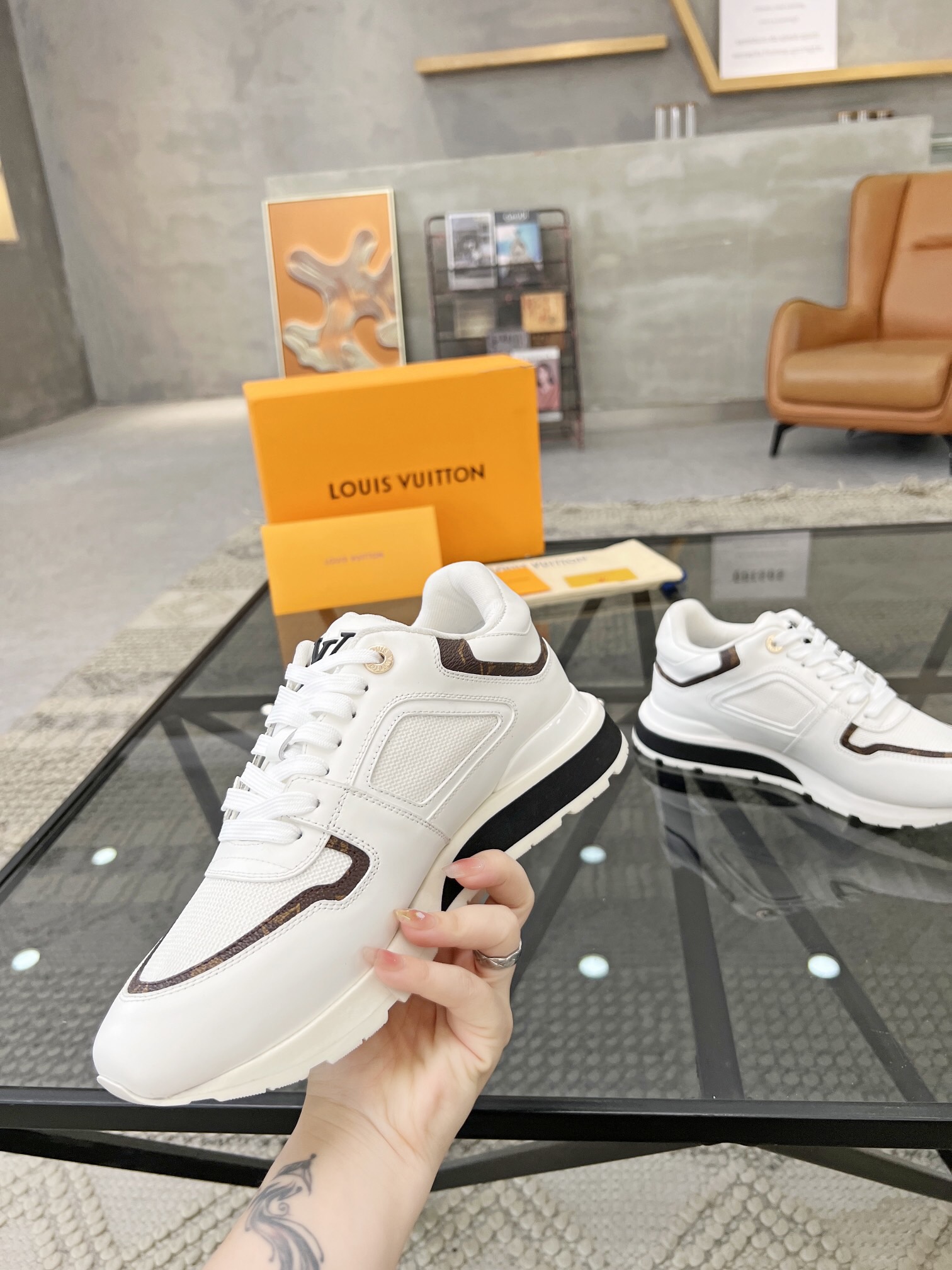 Louis Vuitton 2024ss Runaway Sneaker Size 40-46
