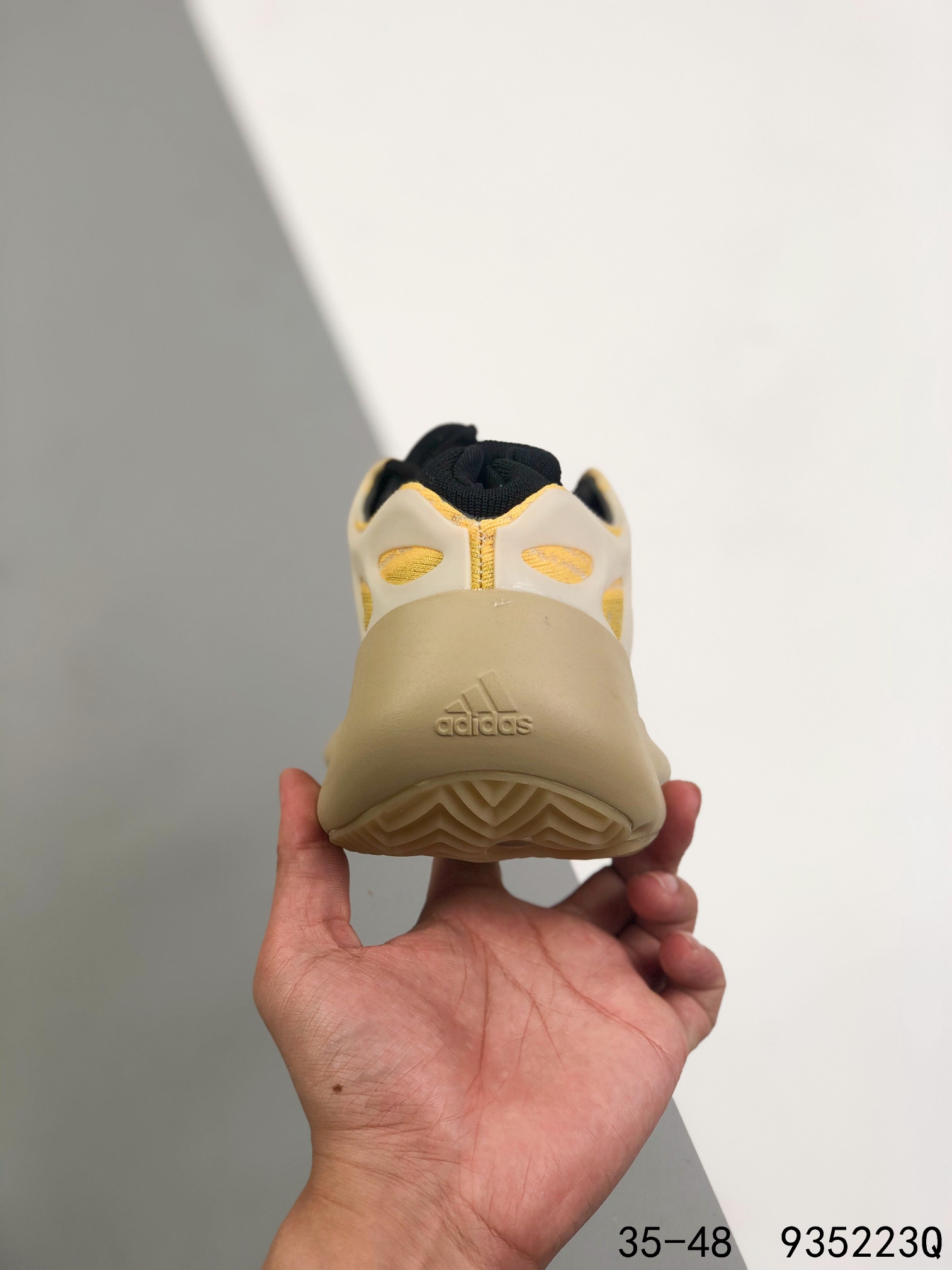 Yeezy 700 V3 Mens/Women's Sneakers Shoes 35 - 48