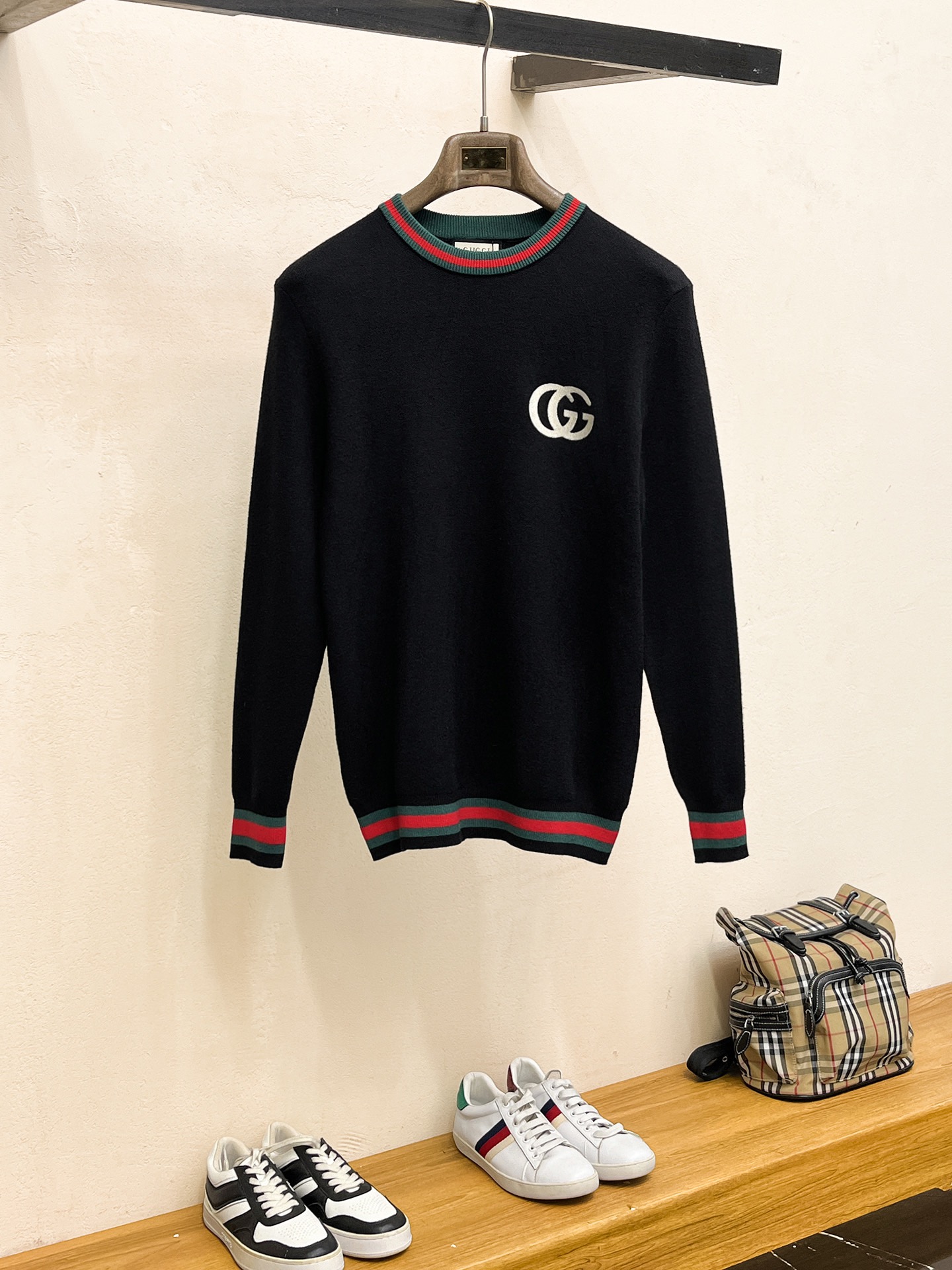 Gucci Unisex Sweatshirt Size M-XXXL