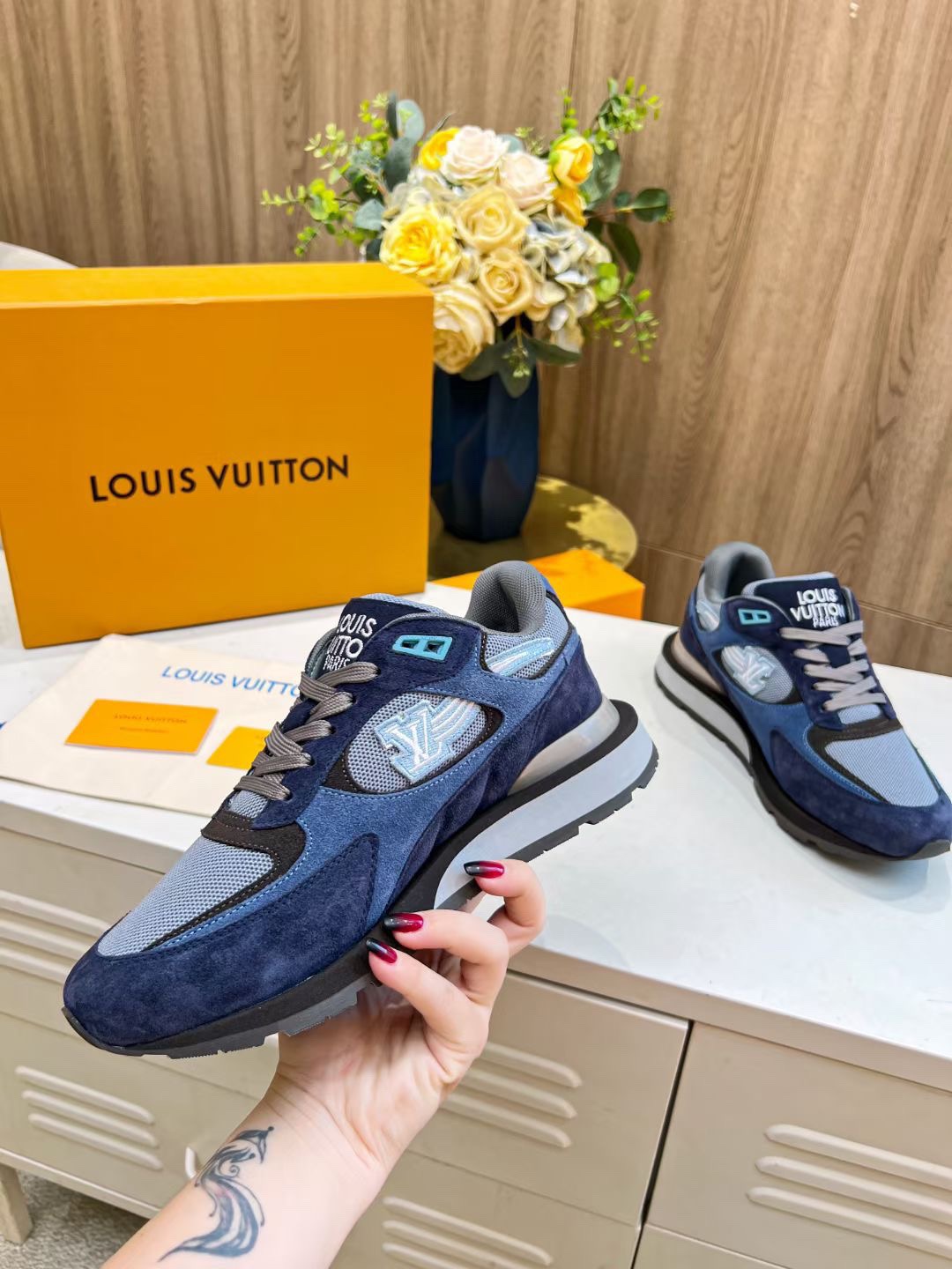 Louis Vuitton Run Away Sneaker Size 40-46