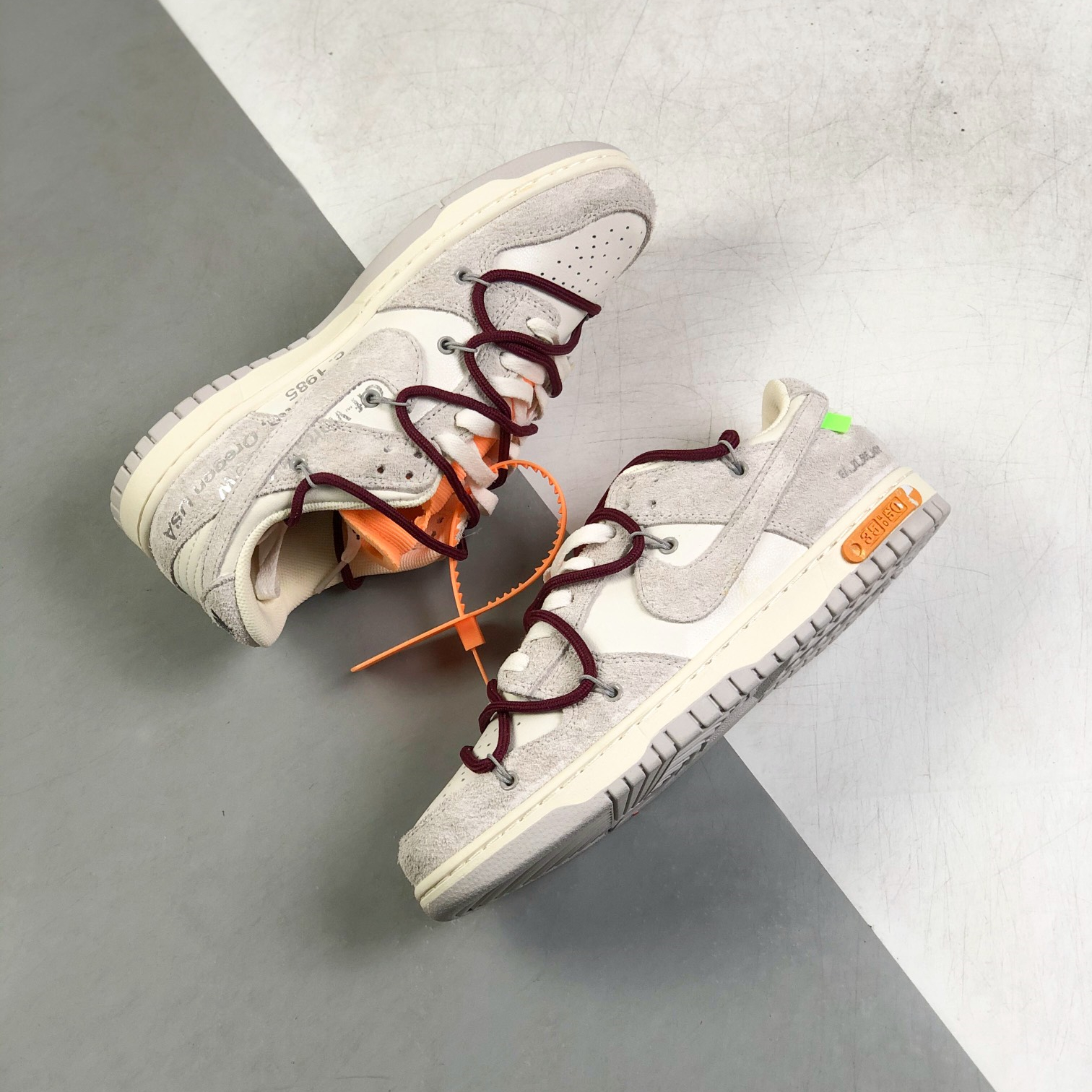 Nike Dunk Low x OFF White Top Sneakers  Gr. 36-45