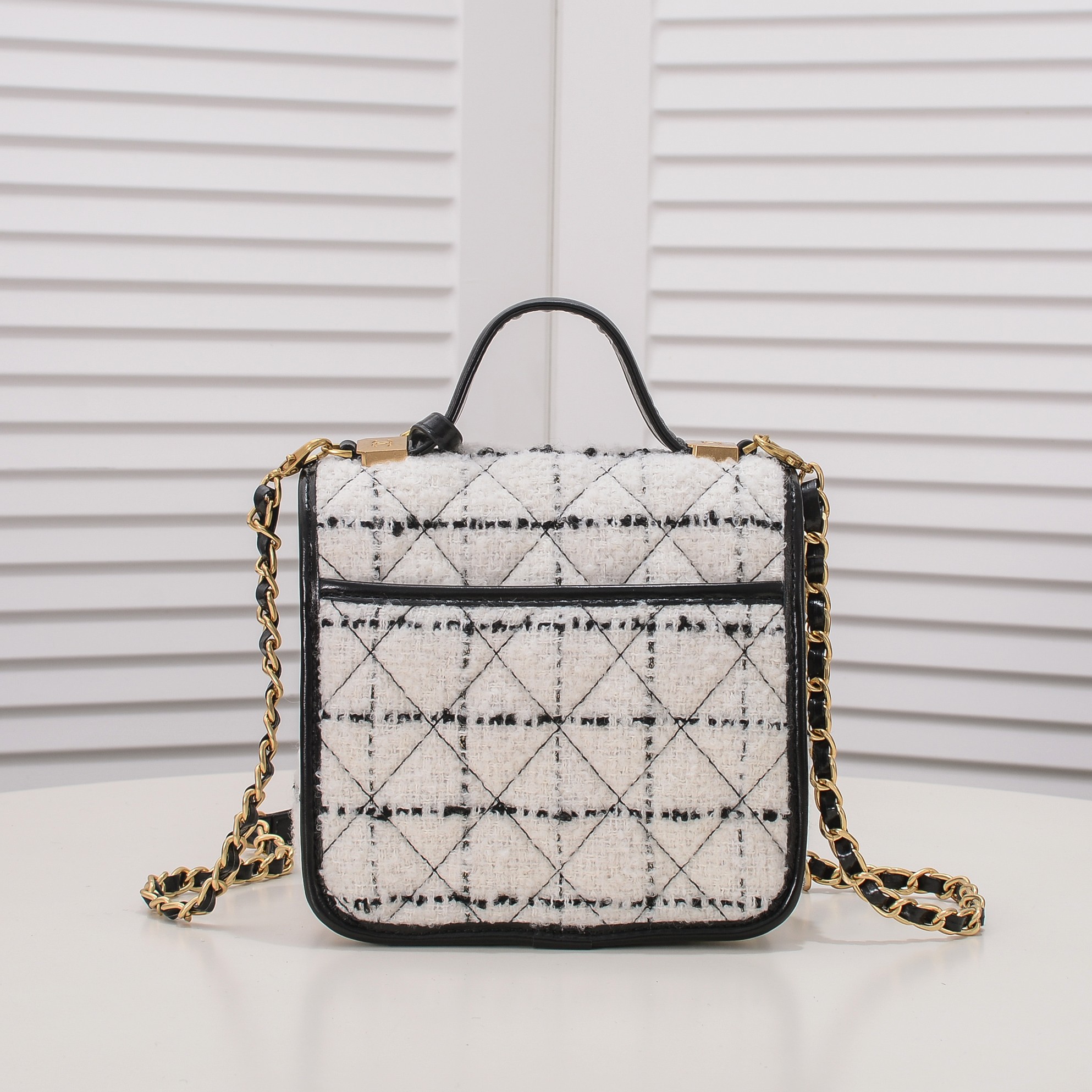 Chanel Chain Shoulder Bags Size 18*17*7cm Black White