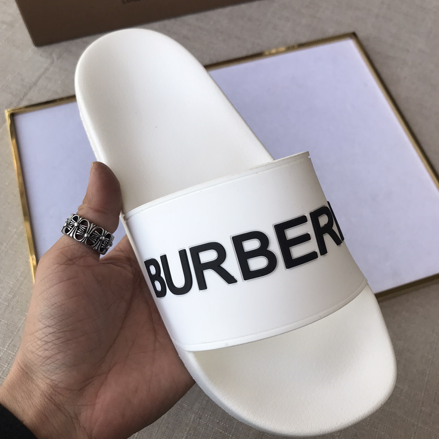 Burberry Mens Women Sandals Gr. 36-46