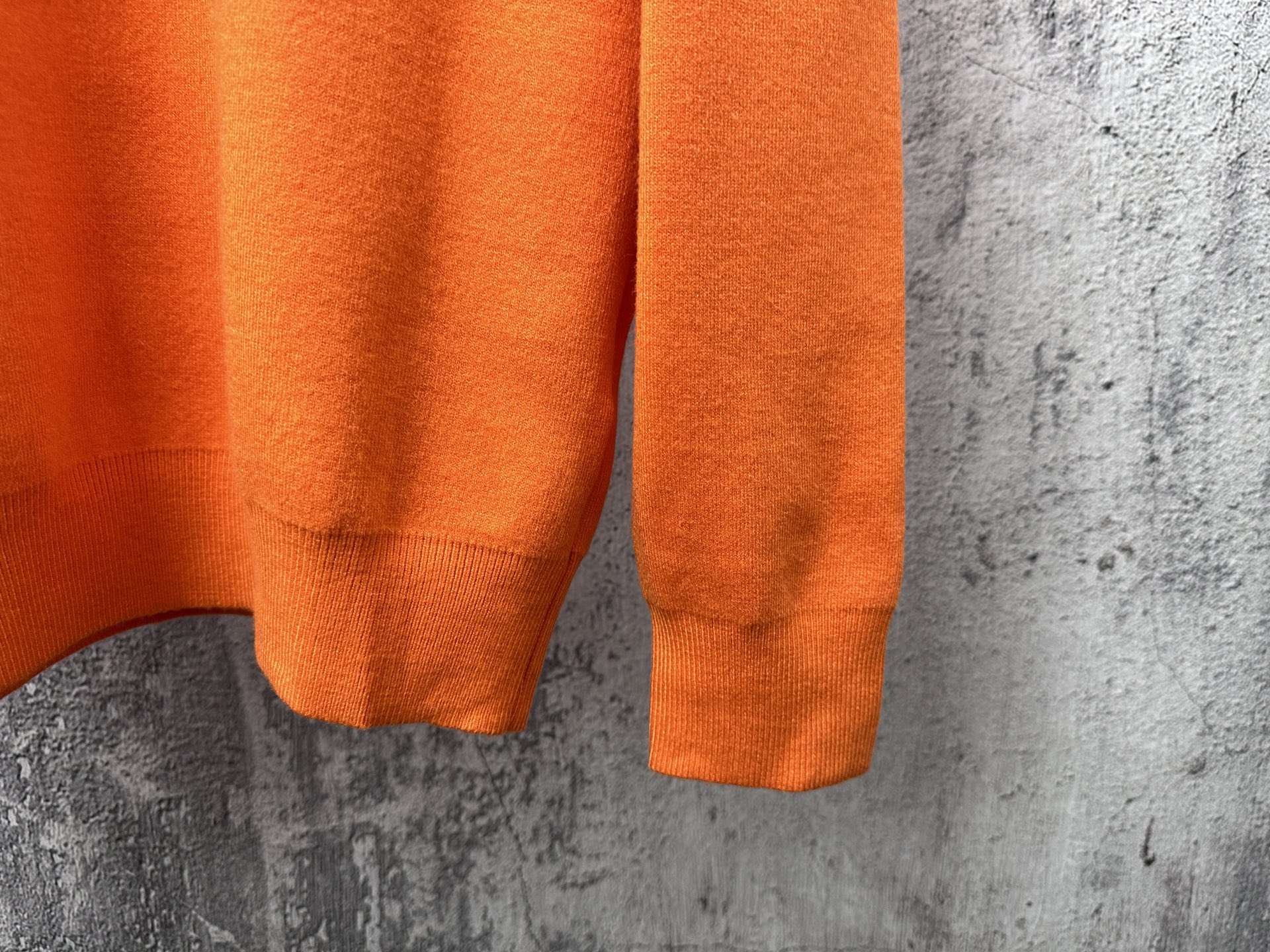 Louis Vuitton Unisex Sweatshirt Size S-XXXL