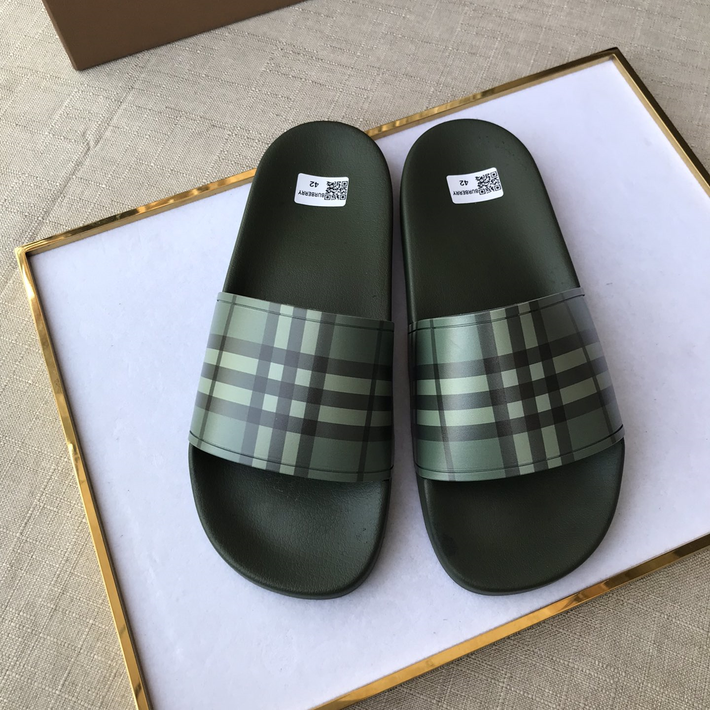 Burberry Mens Women Sandals Gr. 36-46