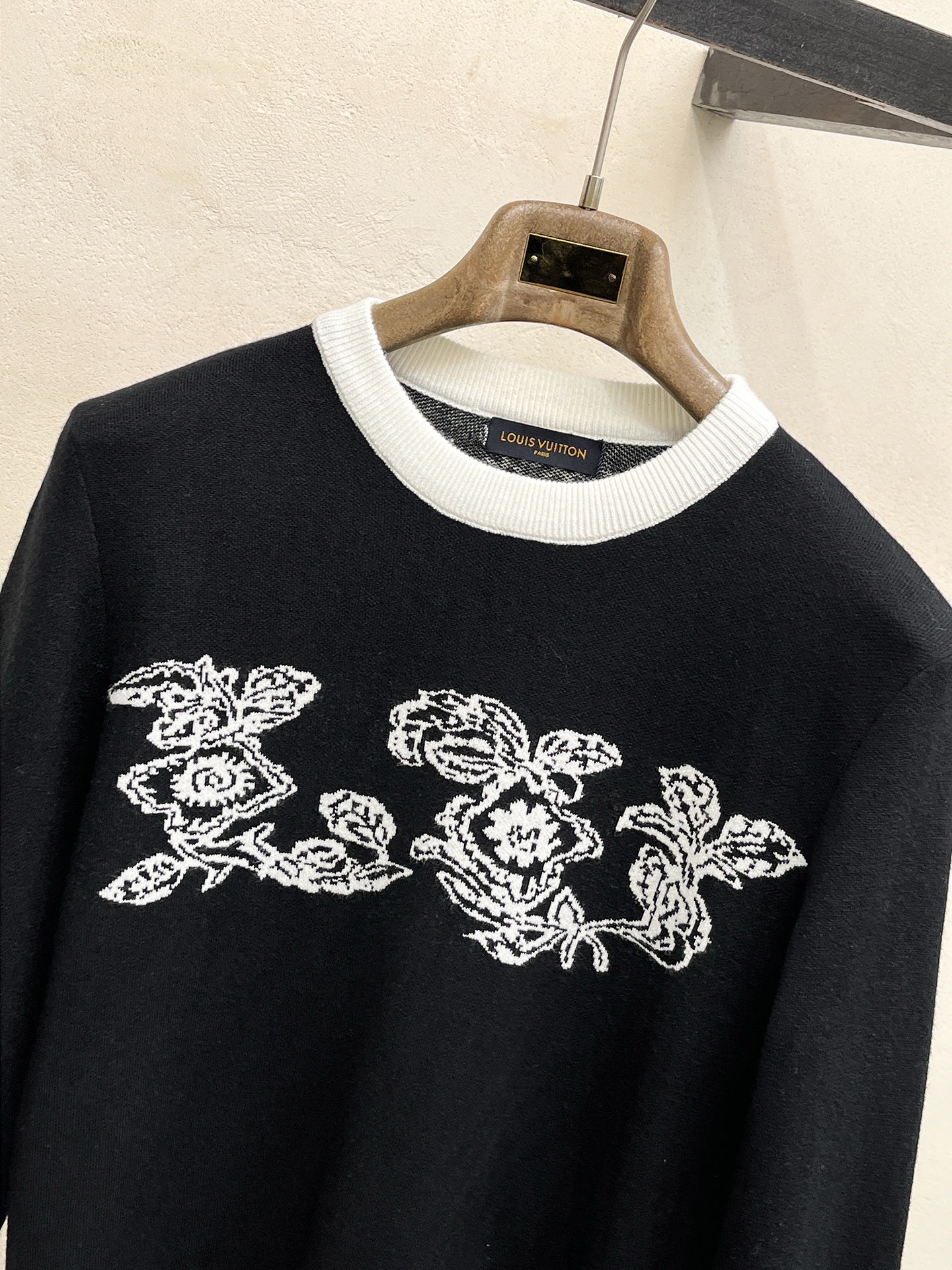 Louis Vuitton Unisex Sweatshirt Size M-XXXL