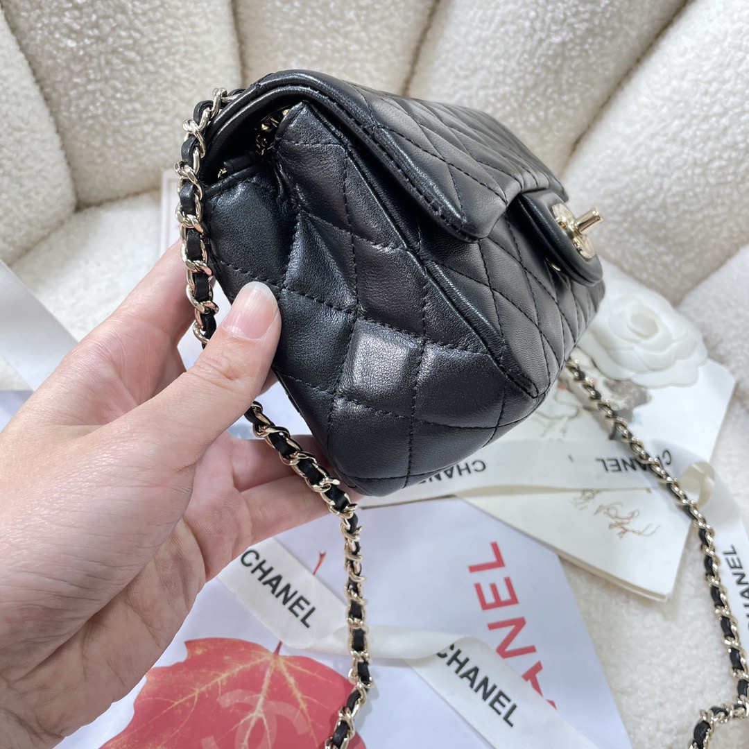 Chanel AS1787 Shoulder Bags Sheepskin 20cm