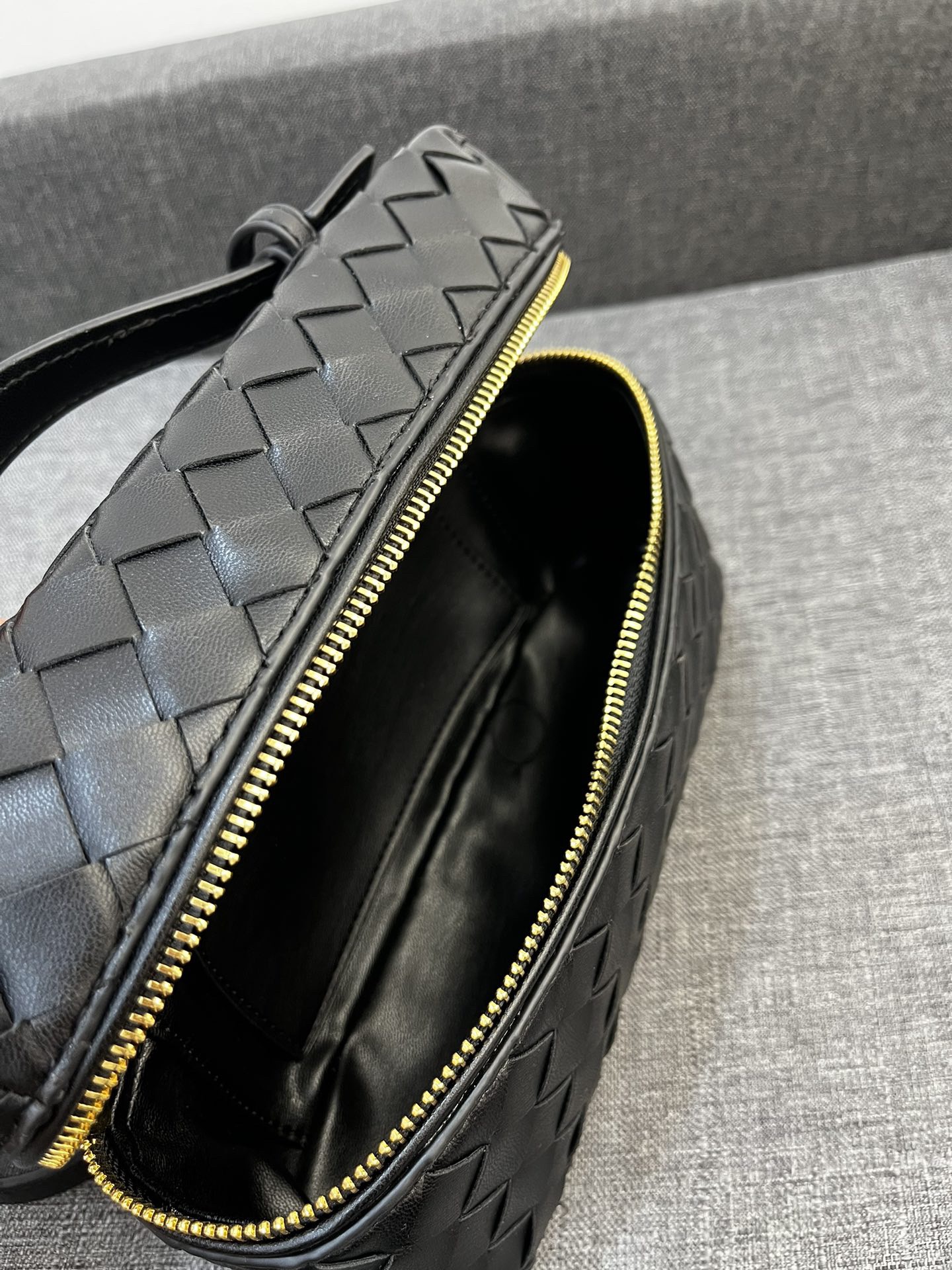 Bottega Veneta Vanity Case Shoulder Bags 24*13*6cm