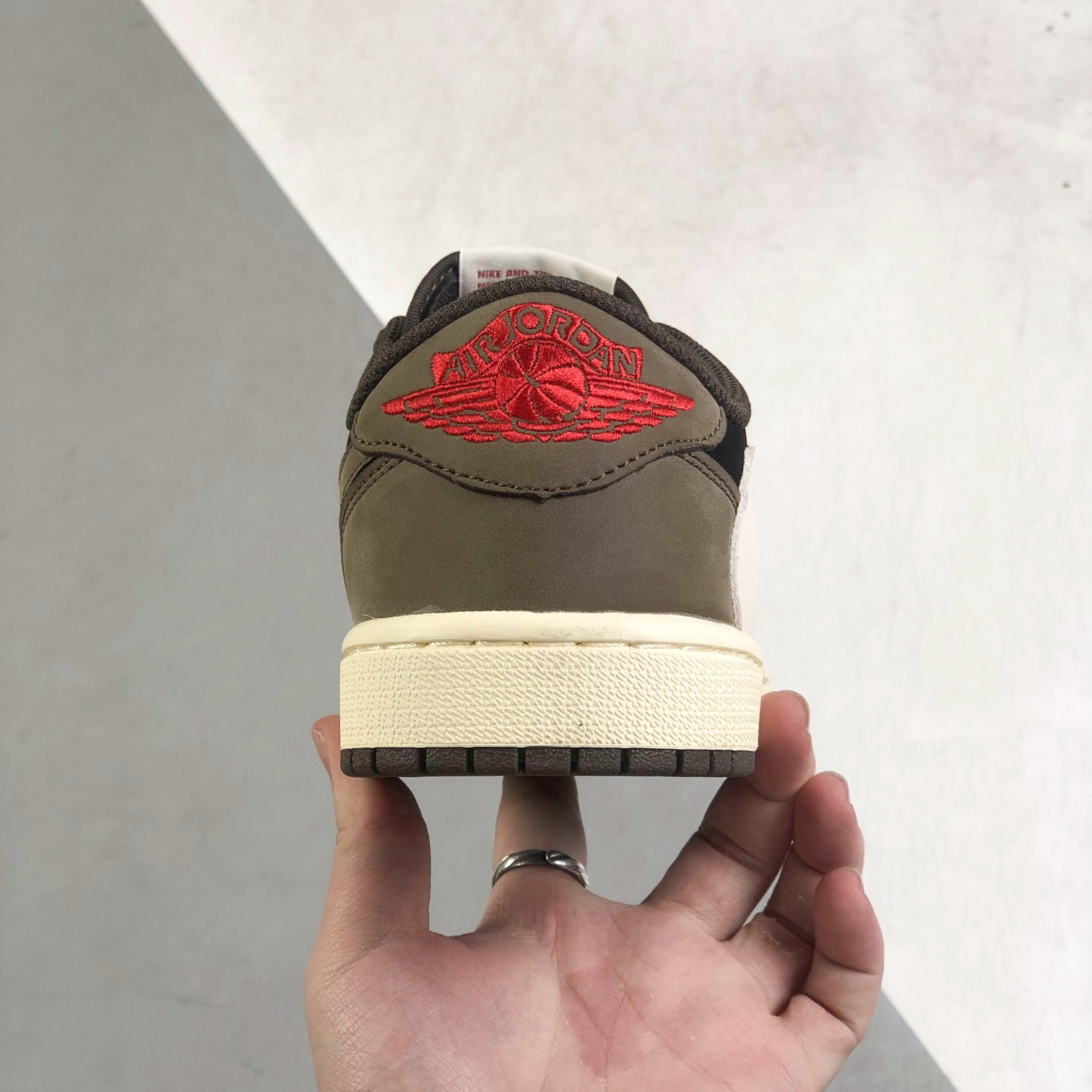 Nike Air Jordan 1 x Travis Scott Low Top Sneaker Shoes Gr. 36-46