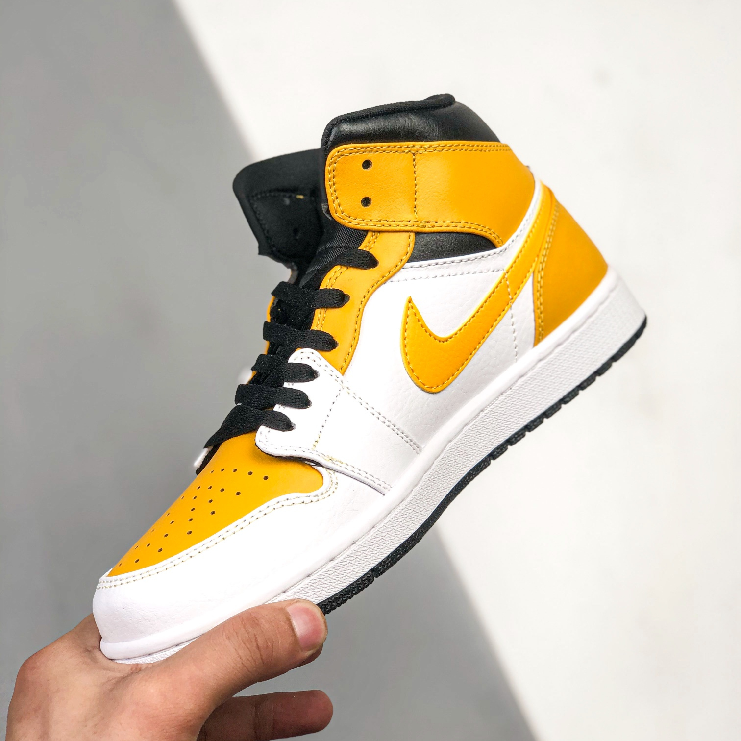Nike Air Jordan 1 High Top Sneakers Shoes Gr. 36-46