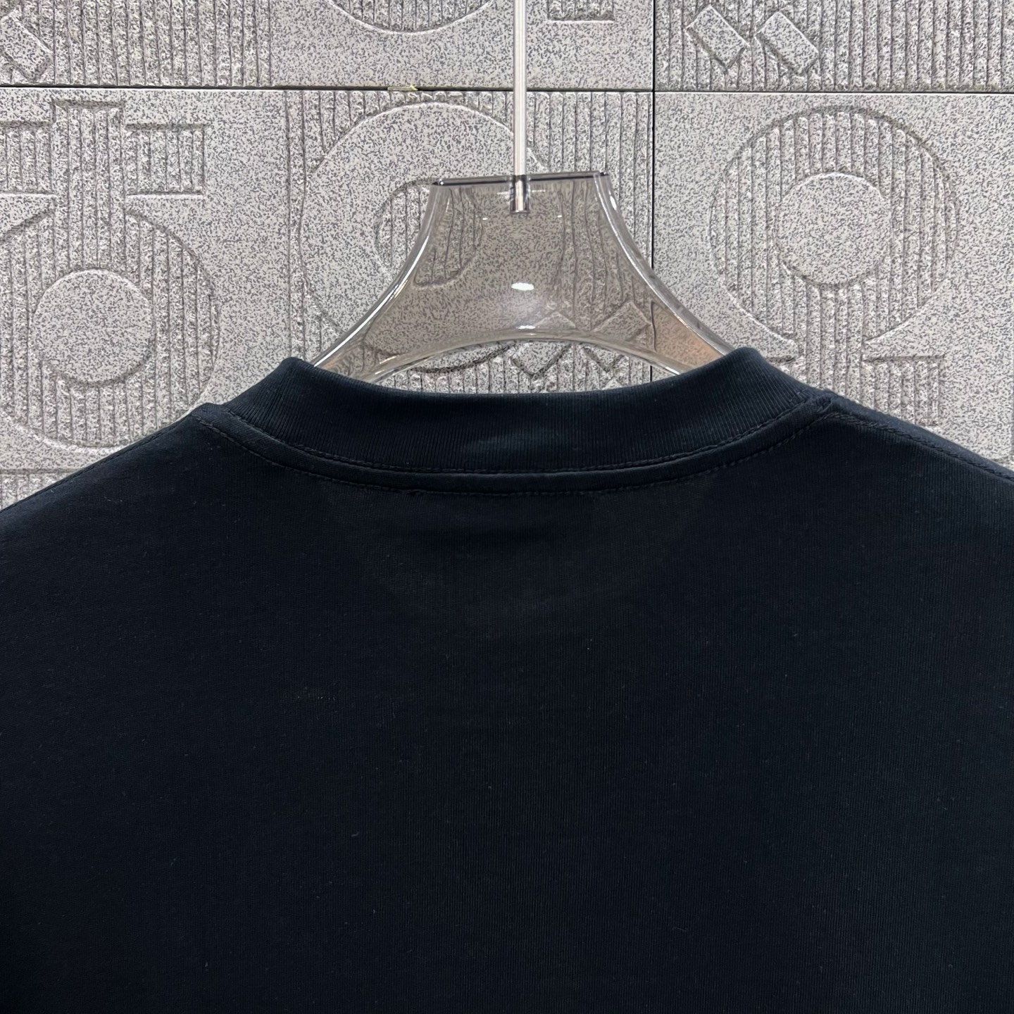 Prada T Shirt  Embroider Logo Size XS-L