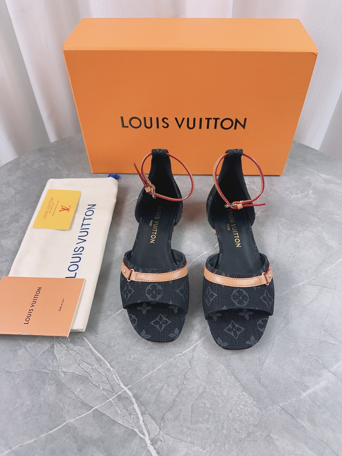 Louis Vuitton 2024ss Slippers Size 36-41