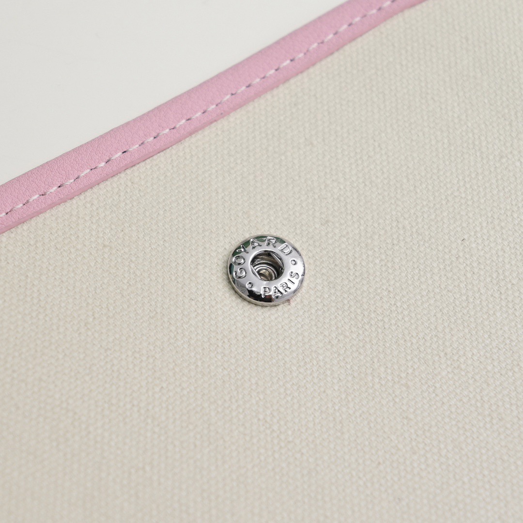 Goyard Shoulder Bags Size 20.5*14*2cm