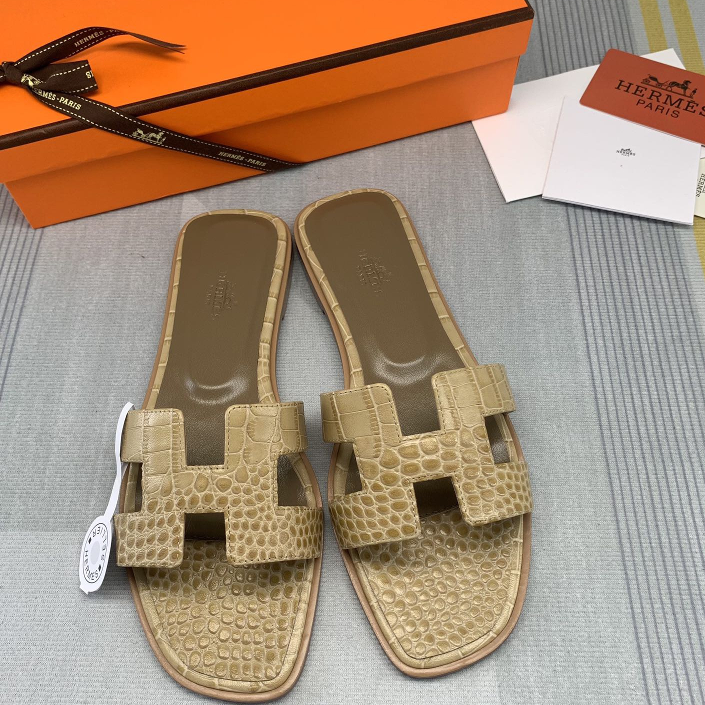 Hermes Oran Slippers Size 35-41 12-Color