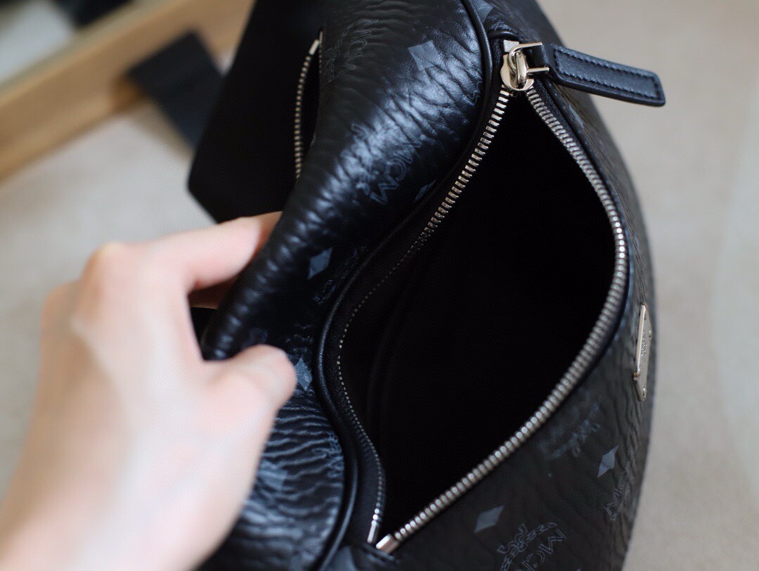 MCM Shoulder Bags 33*7*11cm