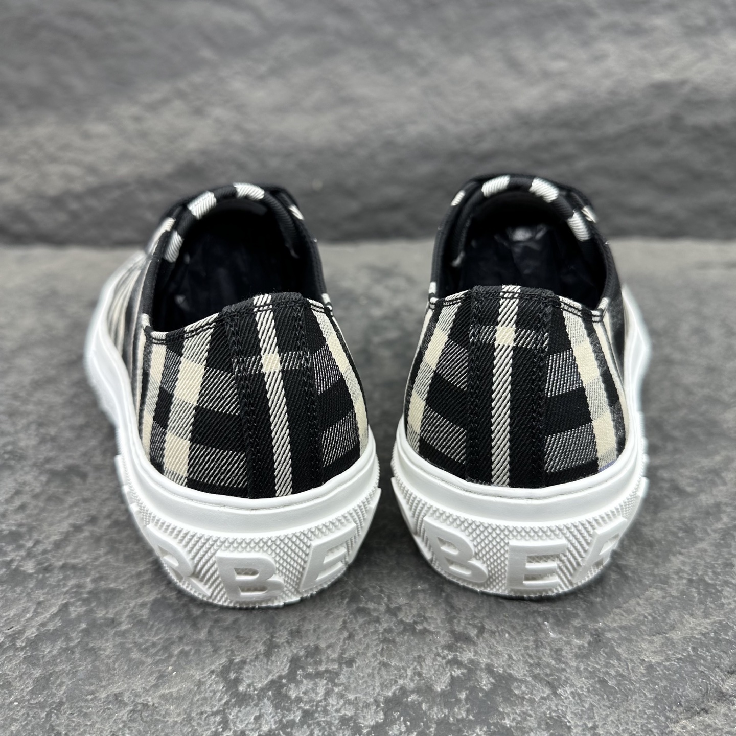 Burberry Sneaker Size 36-45