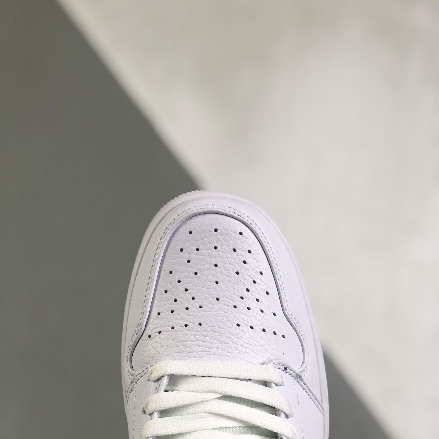 Nike Air Jordan 1 High Top Sneakers Shoes Gr. 36-46