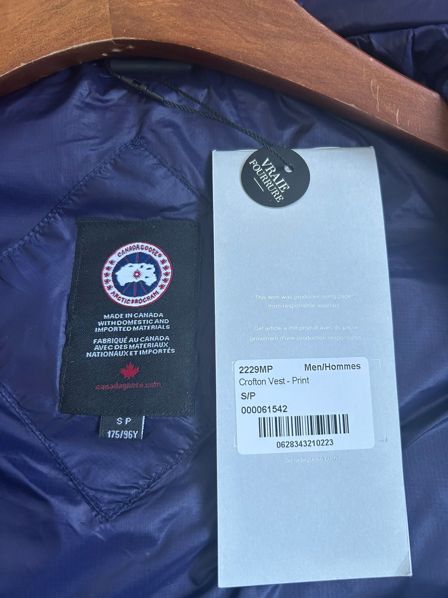 Canada Goose E2229 Crofton Vest-WD Men Winter Vest Size S-XXL