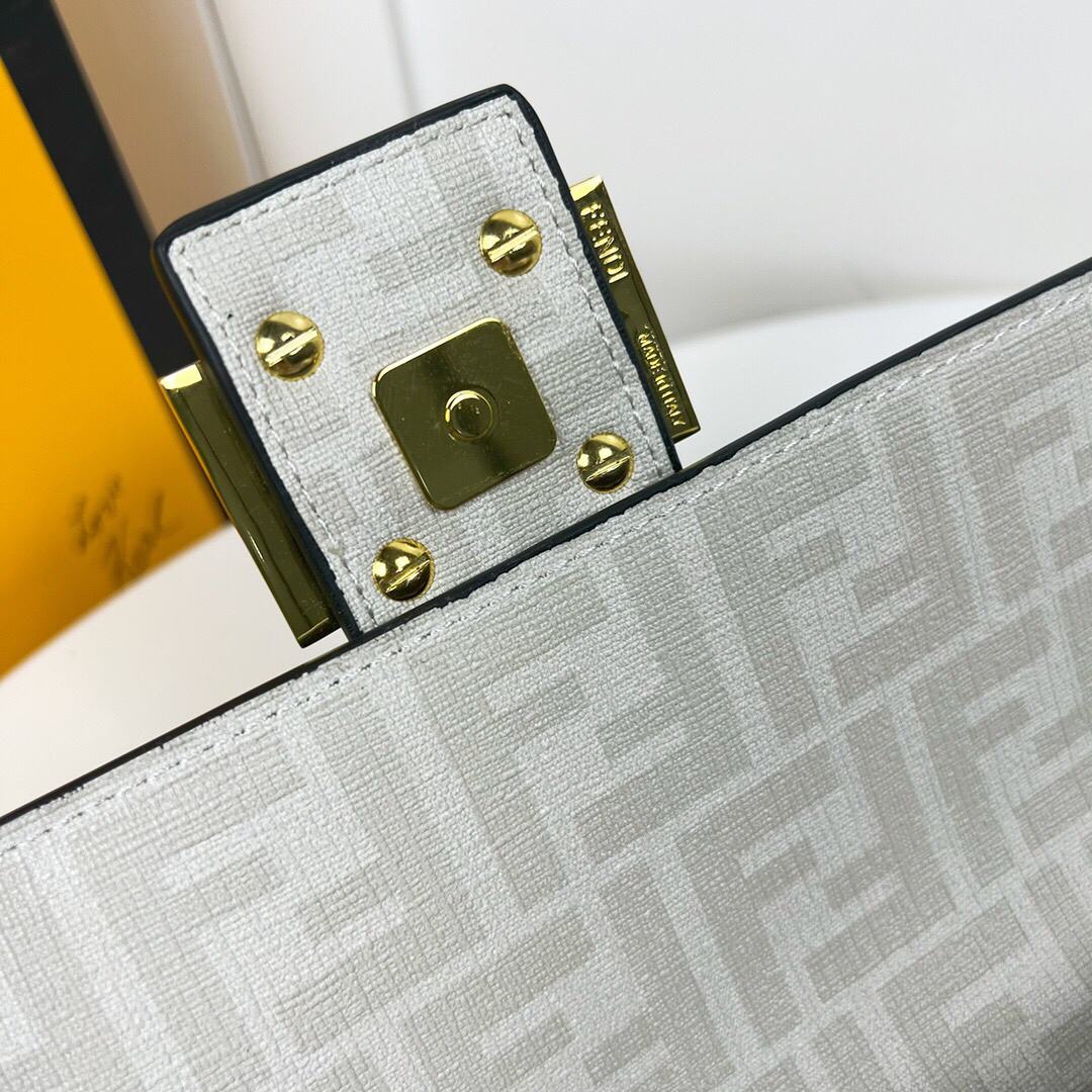 Fendi New Shoulder Bags 26*5*15cm