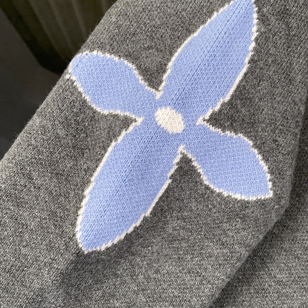 Louis Vuitton Unisex Sweatshirt Size S-L