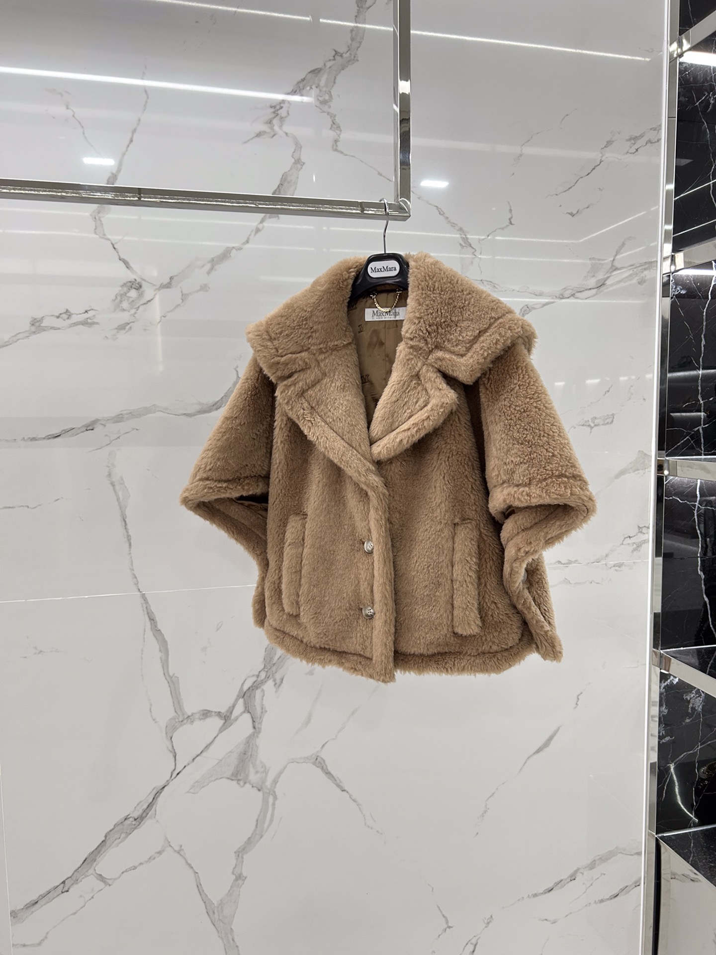 Max Mara Teddy Cape short style one size fits all