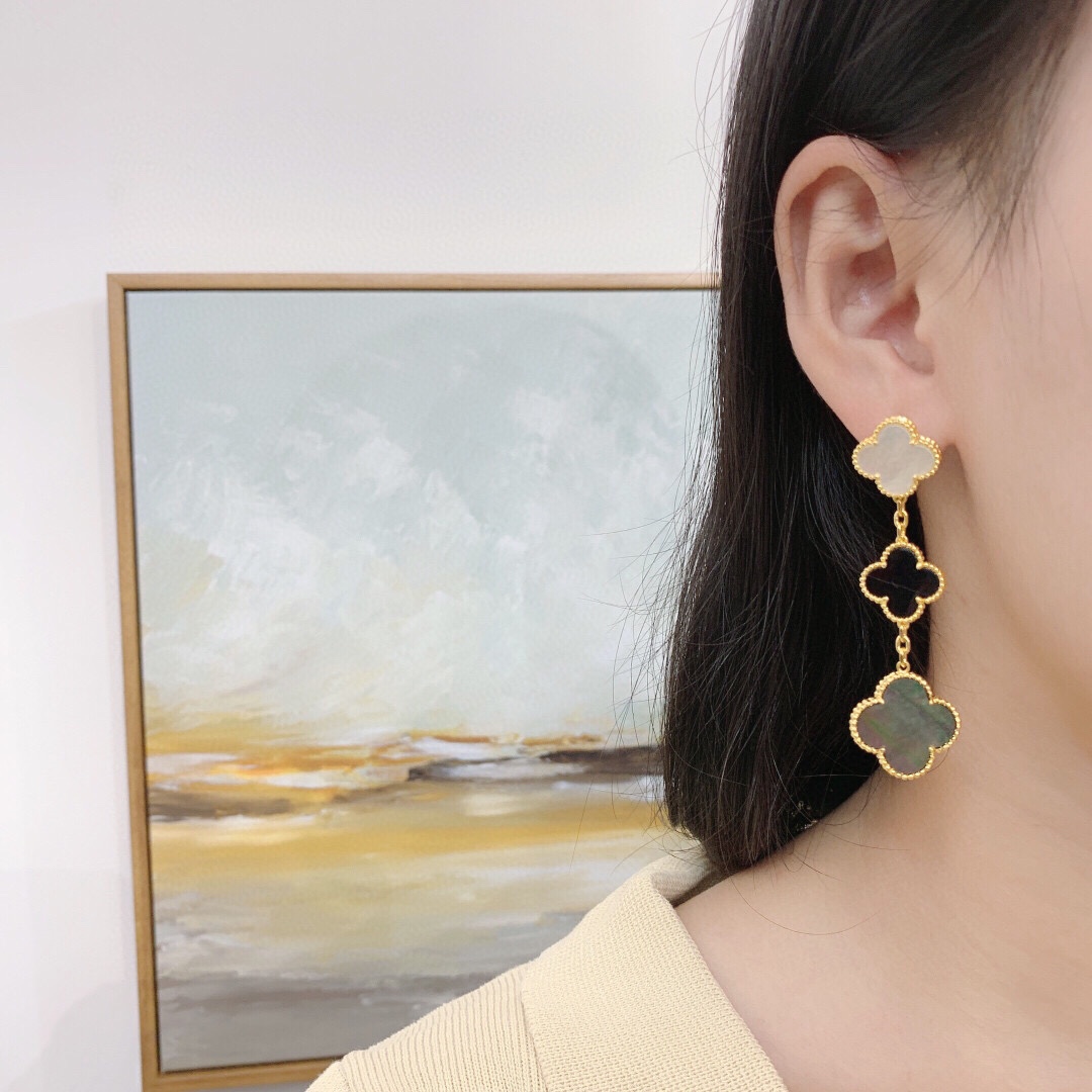 Van Cleef & Arpels Earrings