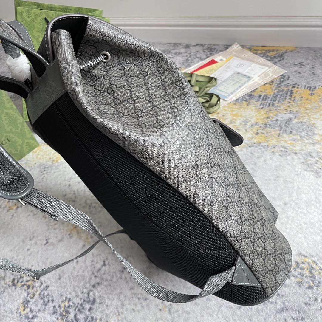 Gucci Men Backpack 2-Size