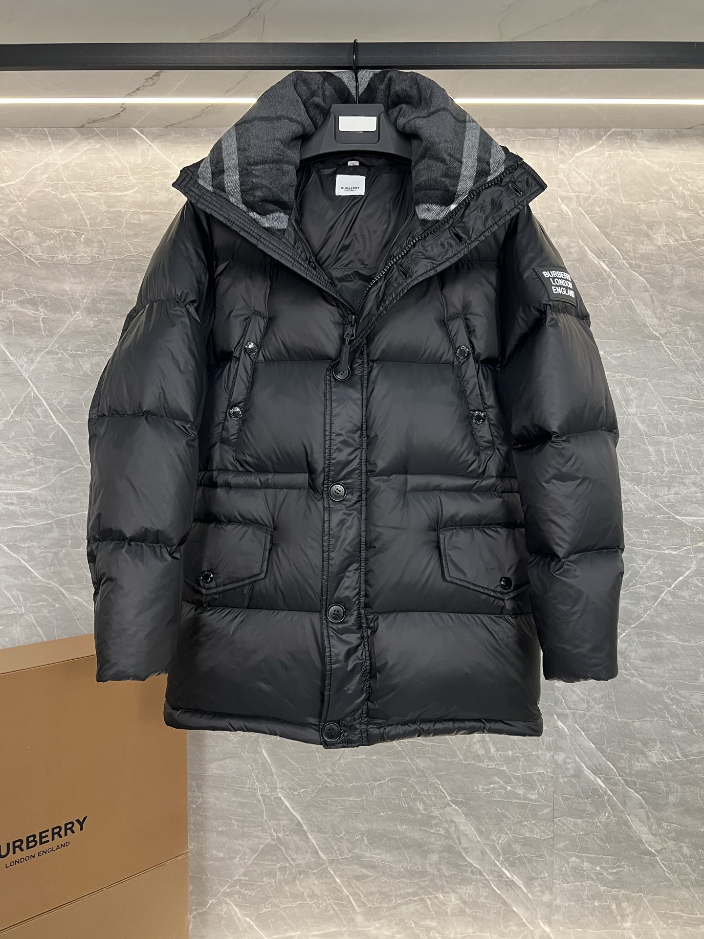 Burberry Winter Down Jacket Size M-XXL