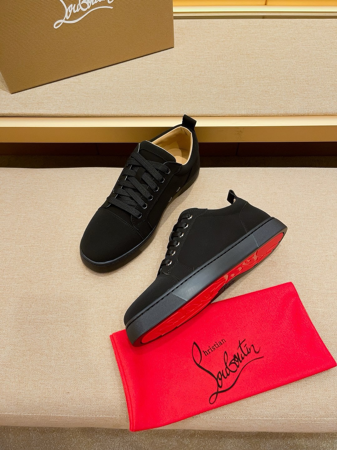 Christian Louboutin Sneaker Size 36-46