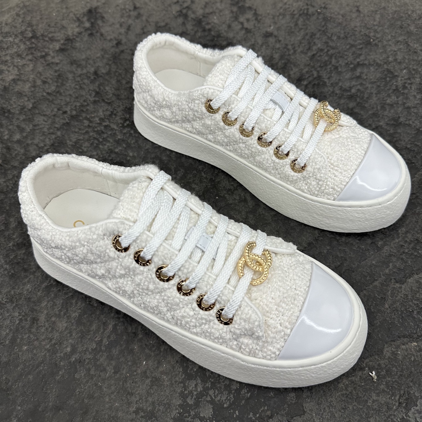 Chanel 2025ss Women Sneaker Size 35-40