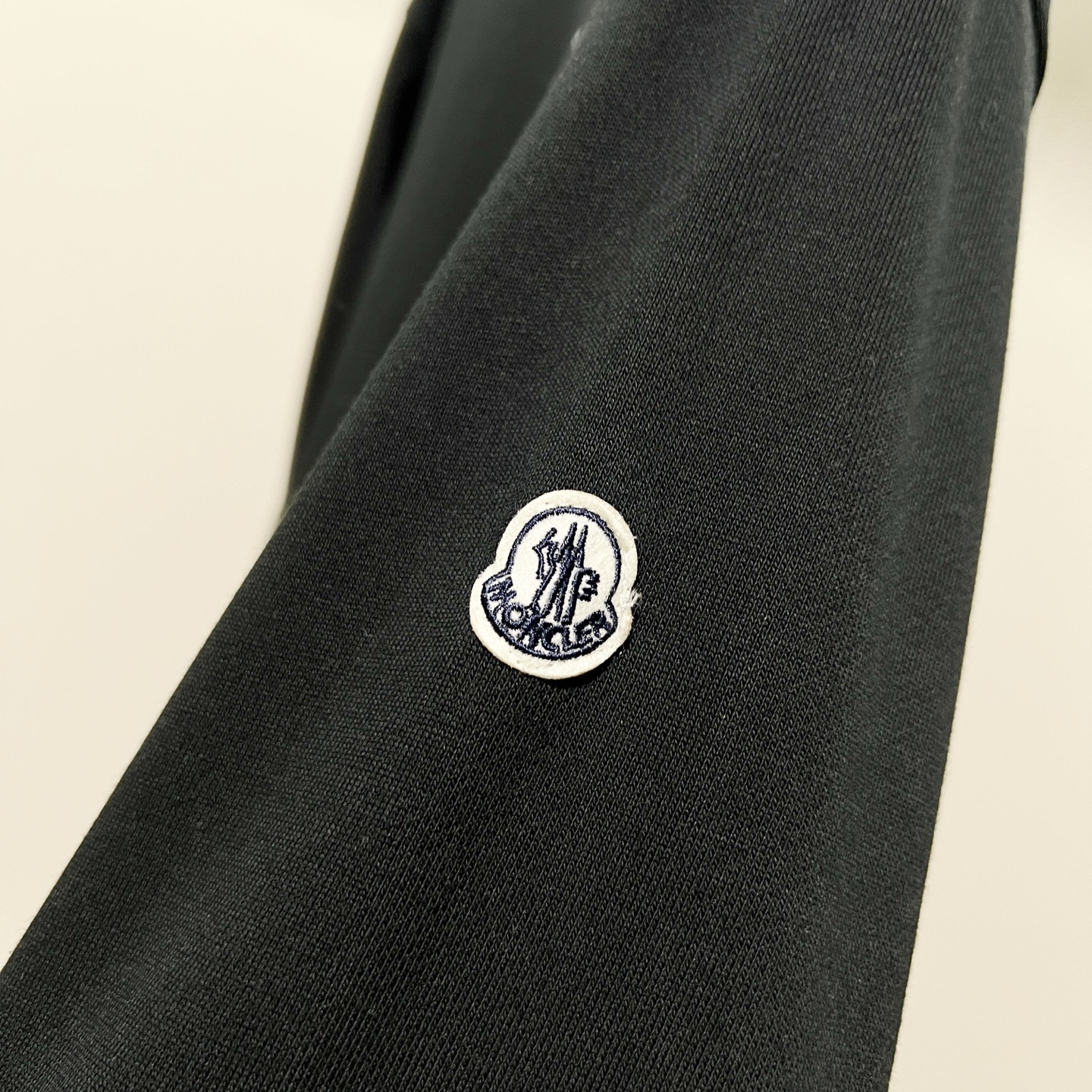 Moncler Unisex Sweatshirt Size S-XL