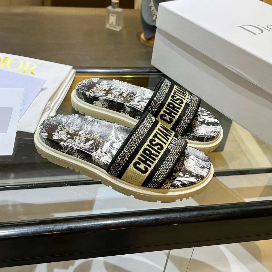 Dior Reverse Slippers Size 36-41