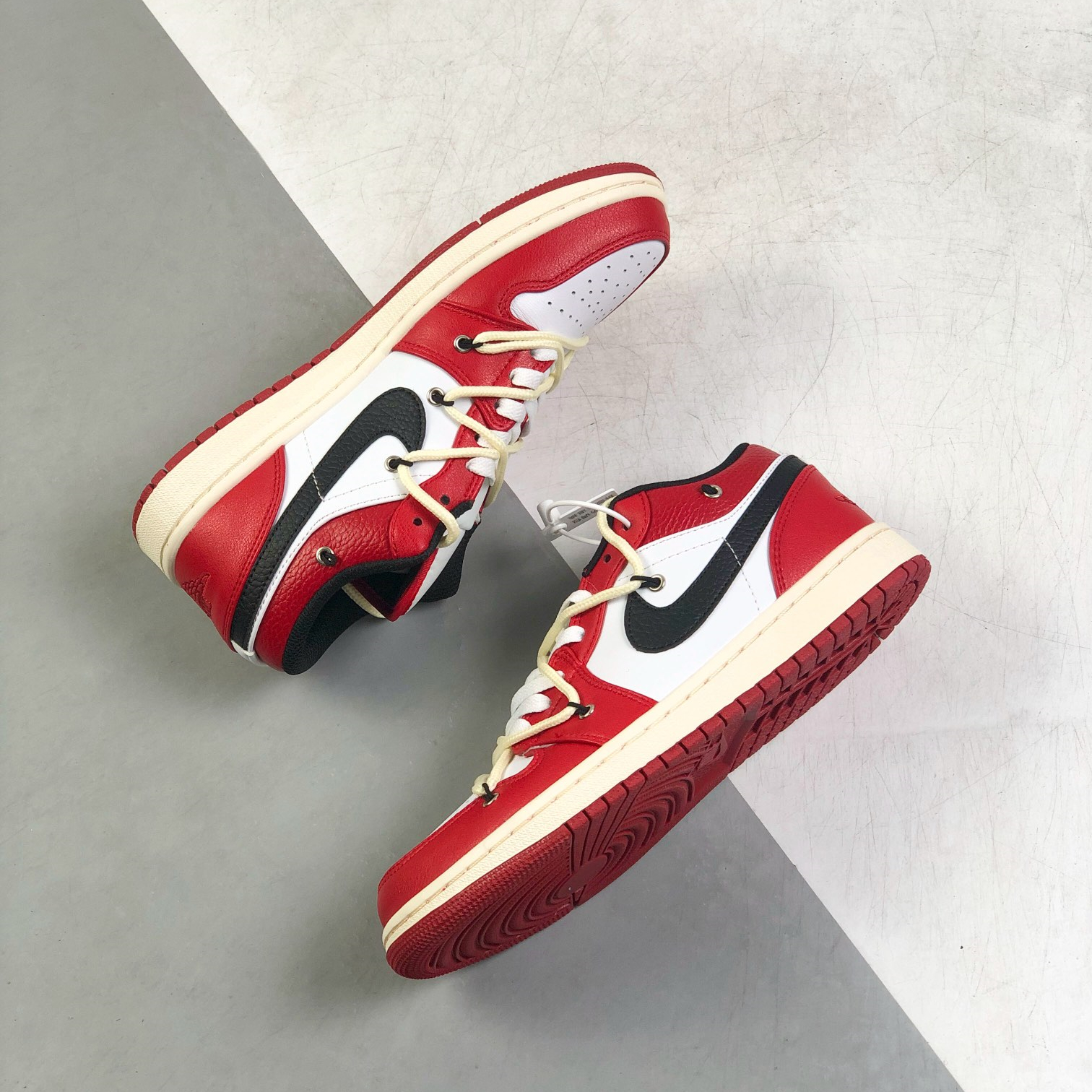 Nike Air Jordan 1 x OFF White Low Top Sneakers Shoes Gr. 36-46