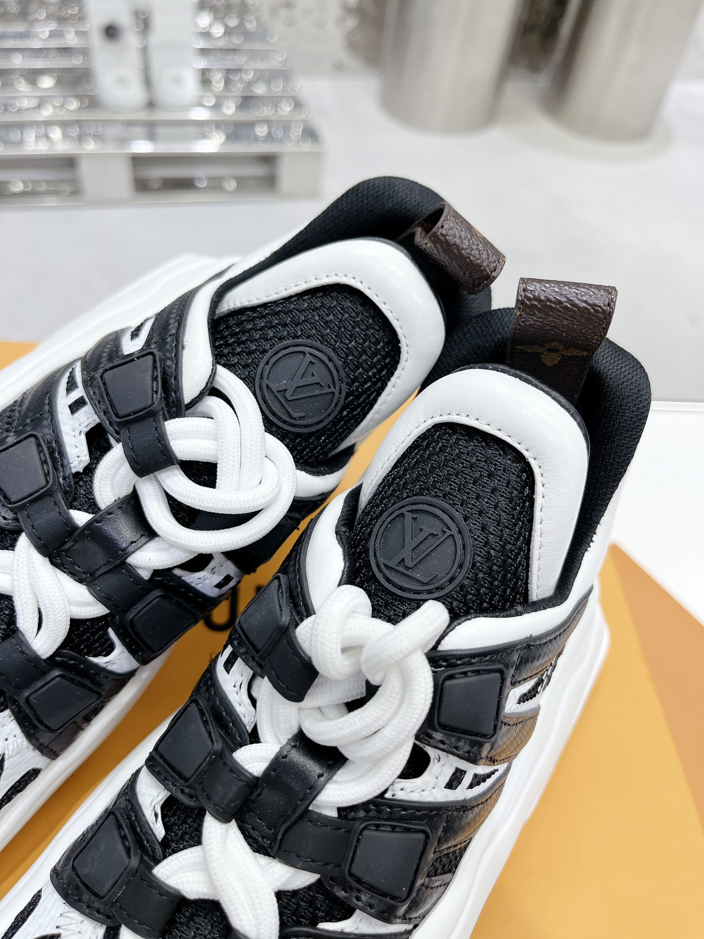 Louis Vuitton Cruise23 Archlight 2.0 Sneaker Size 36-41