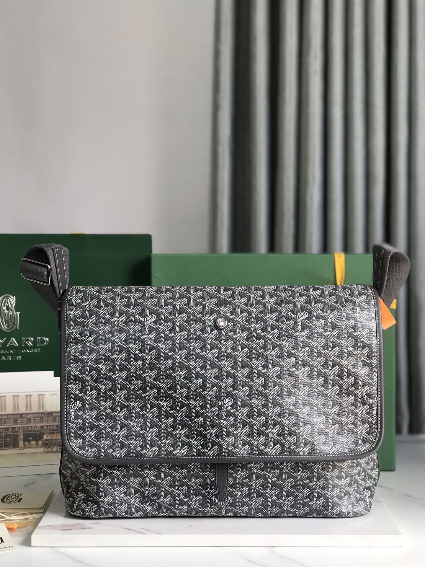 Goyard Citadin Shoulder Bags Size 35*26*7.5cm