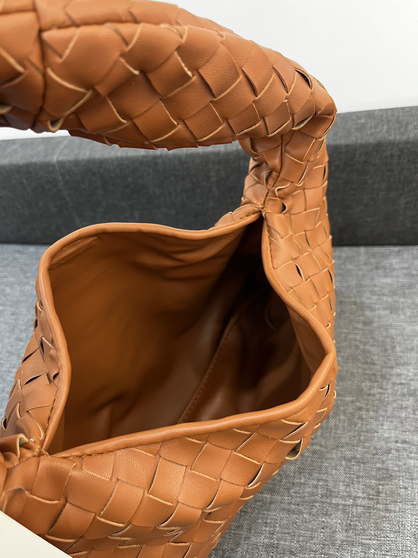 Bottega Veneta HO Shoulder Bags 40*24cm