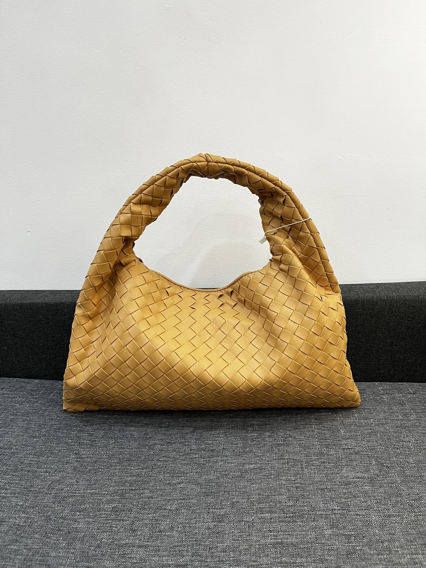 Bottega Veneta HO Shoulder Bags 40*24cm
