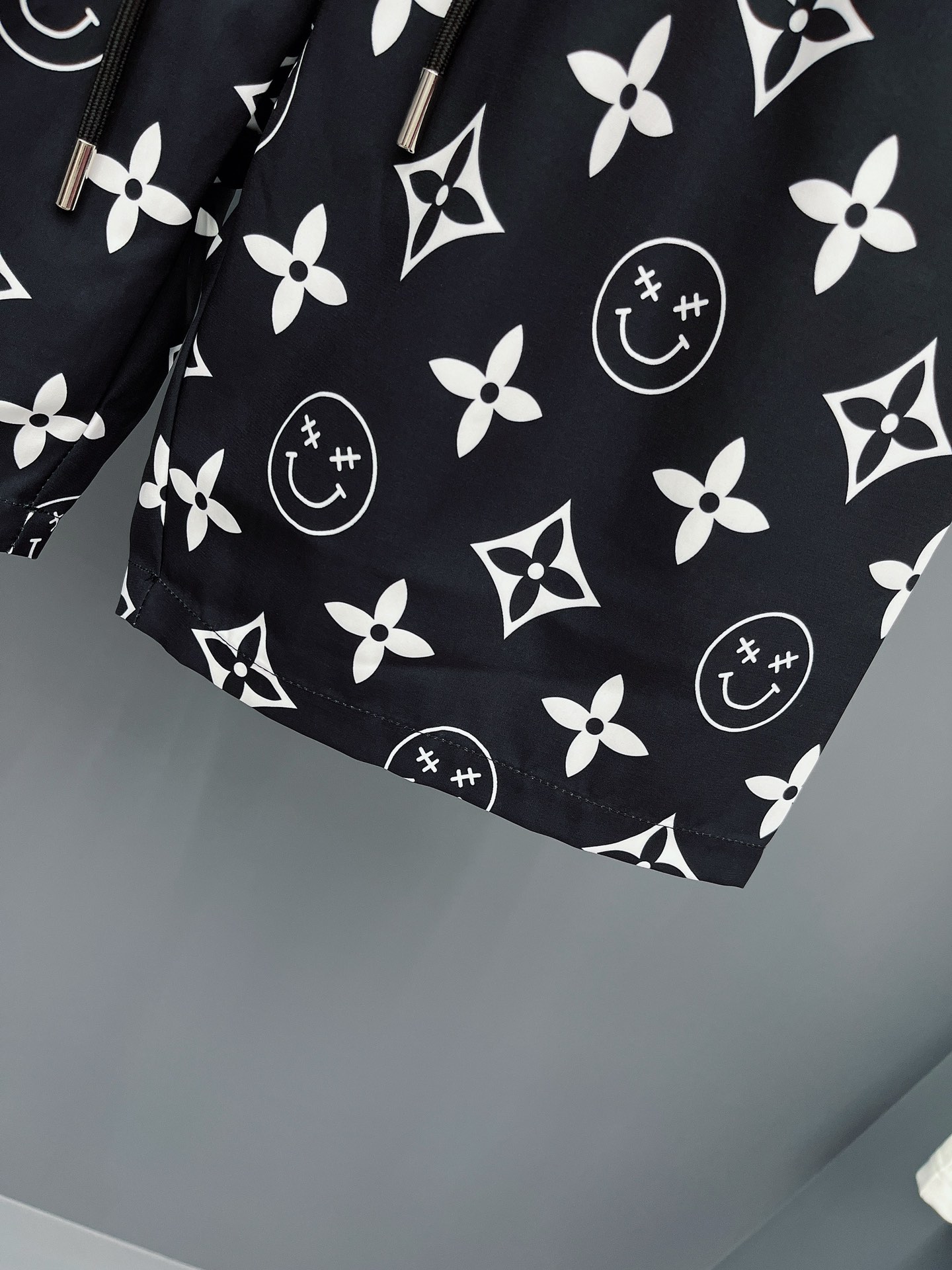 Louis Vuitton Beach Pants Size M-XXXL