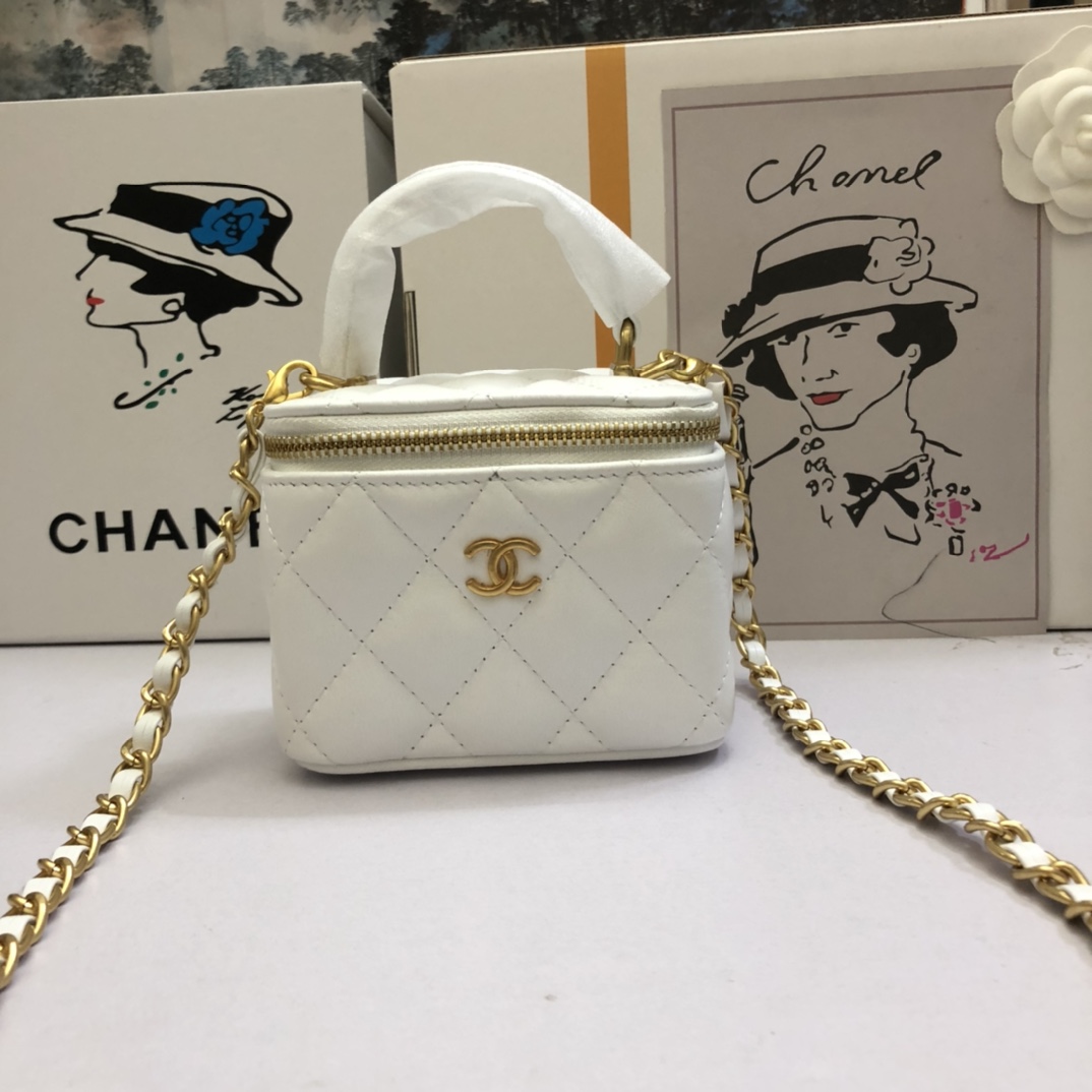 Chanel Women Shoulder Bags 11*8.5*7cm