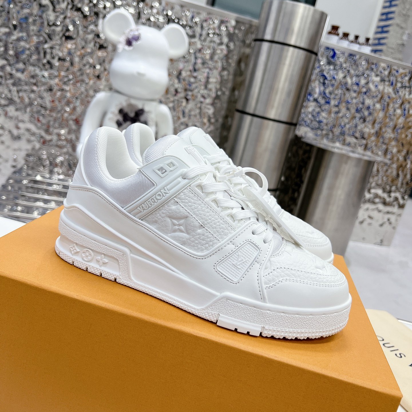 Louis Vuitton Trainer Sneaker White Size 36-46