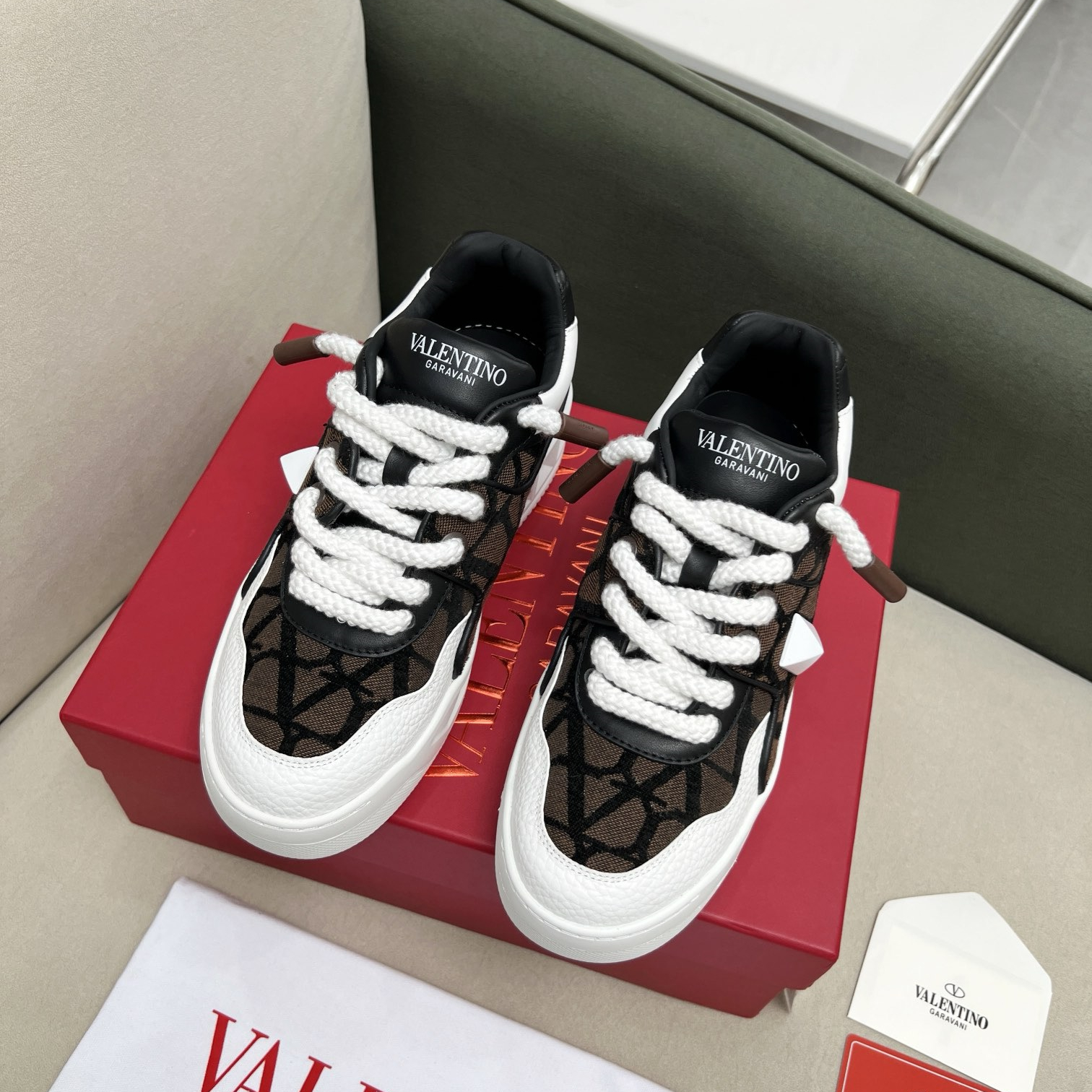 Valentino 2023 new Sneaker size 35-46