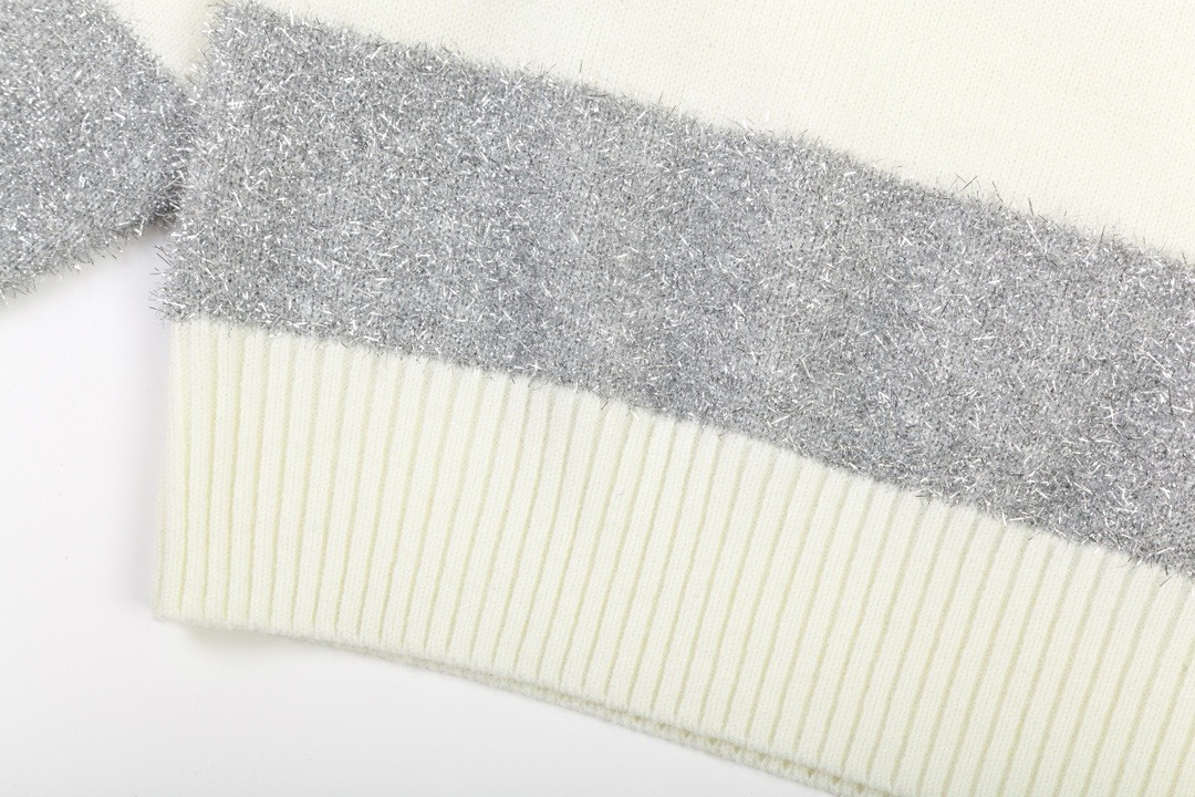 Ami Unisex Sweatshirt Size S-XL