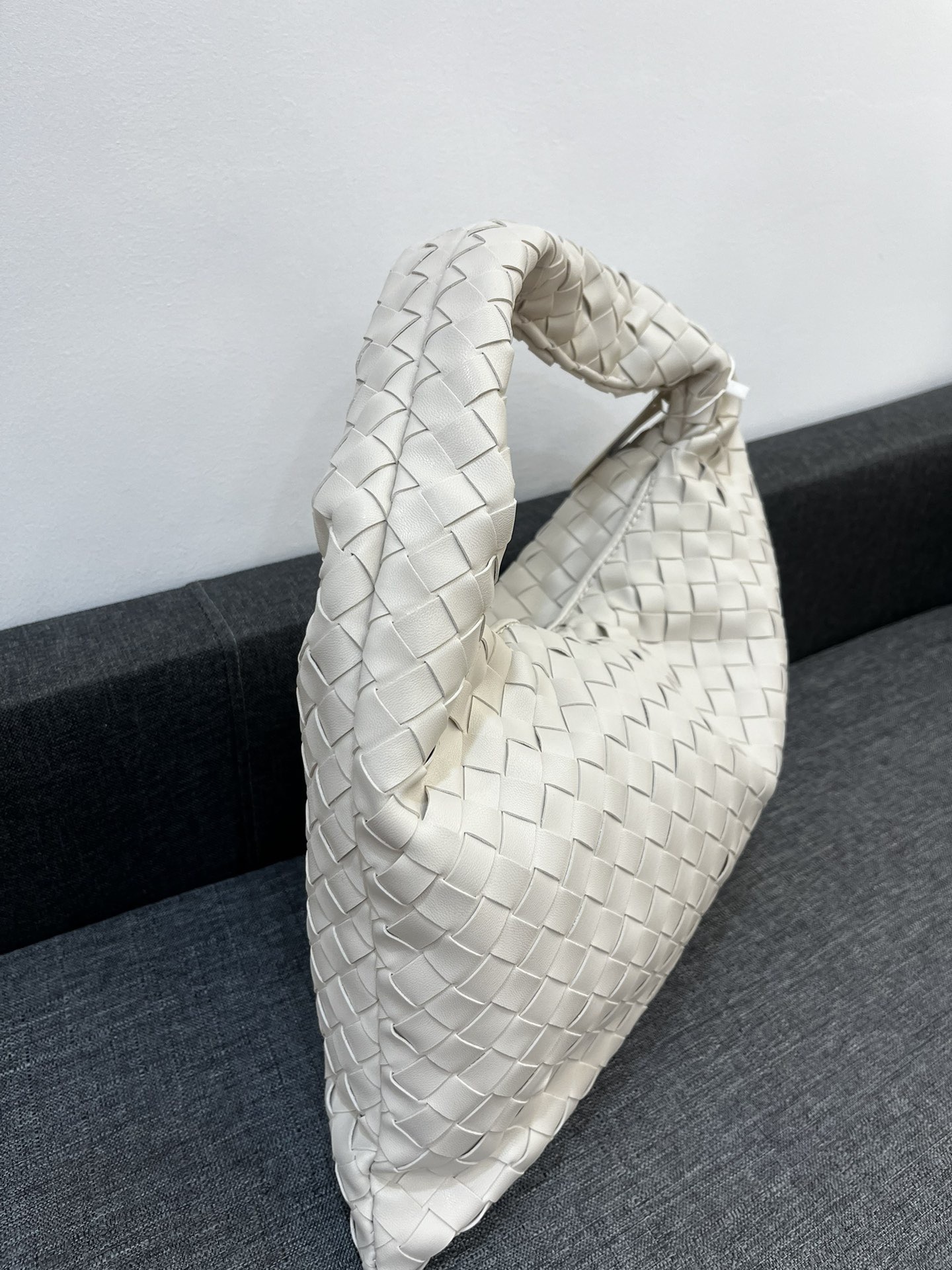 Bottega Veneta HO Shoulder Bags 40*24cm